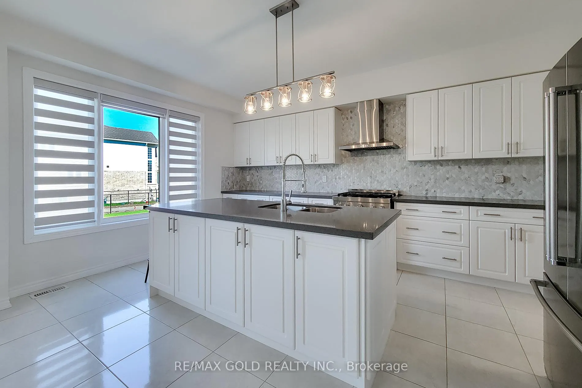 Photo 12 of 43 Mears Place, Brant, Paris — HOMEH