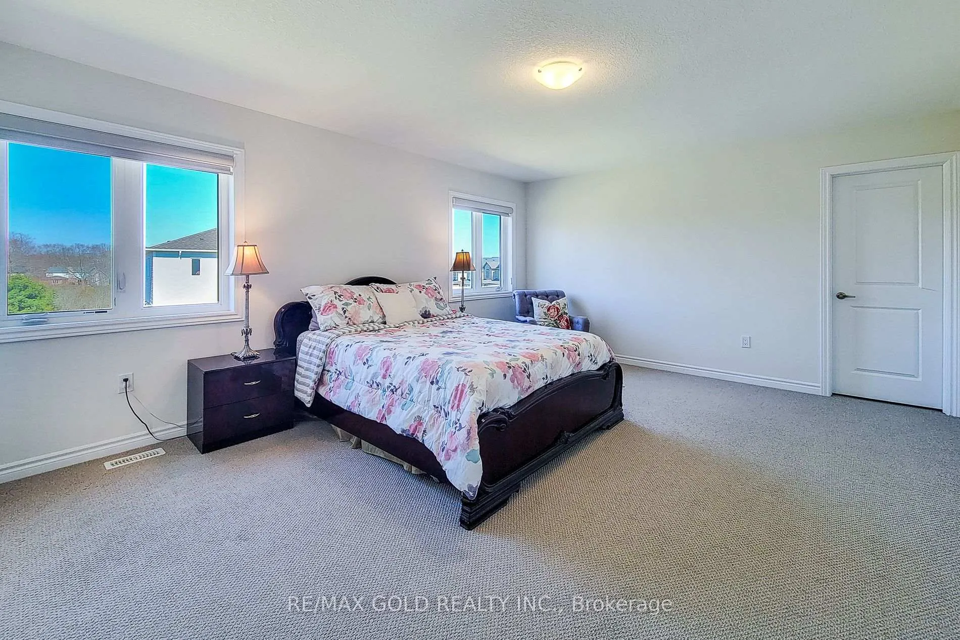 Photo 21 of 43 Mears Place, Brant, Paris — HOMEH