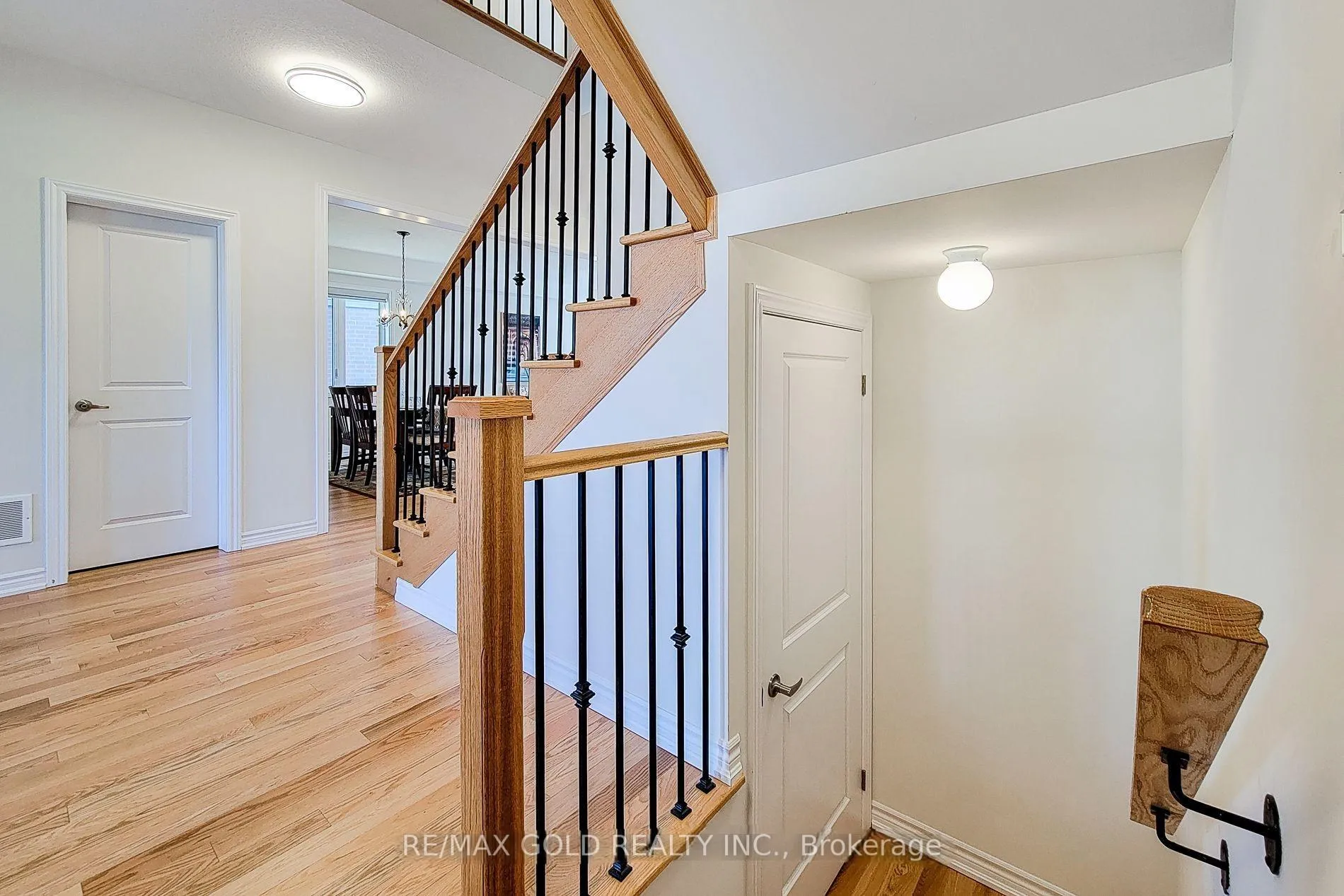 Photo 36 of 43 Mears Place, Brant, Paris — HOMEH