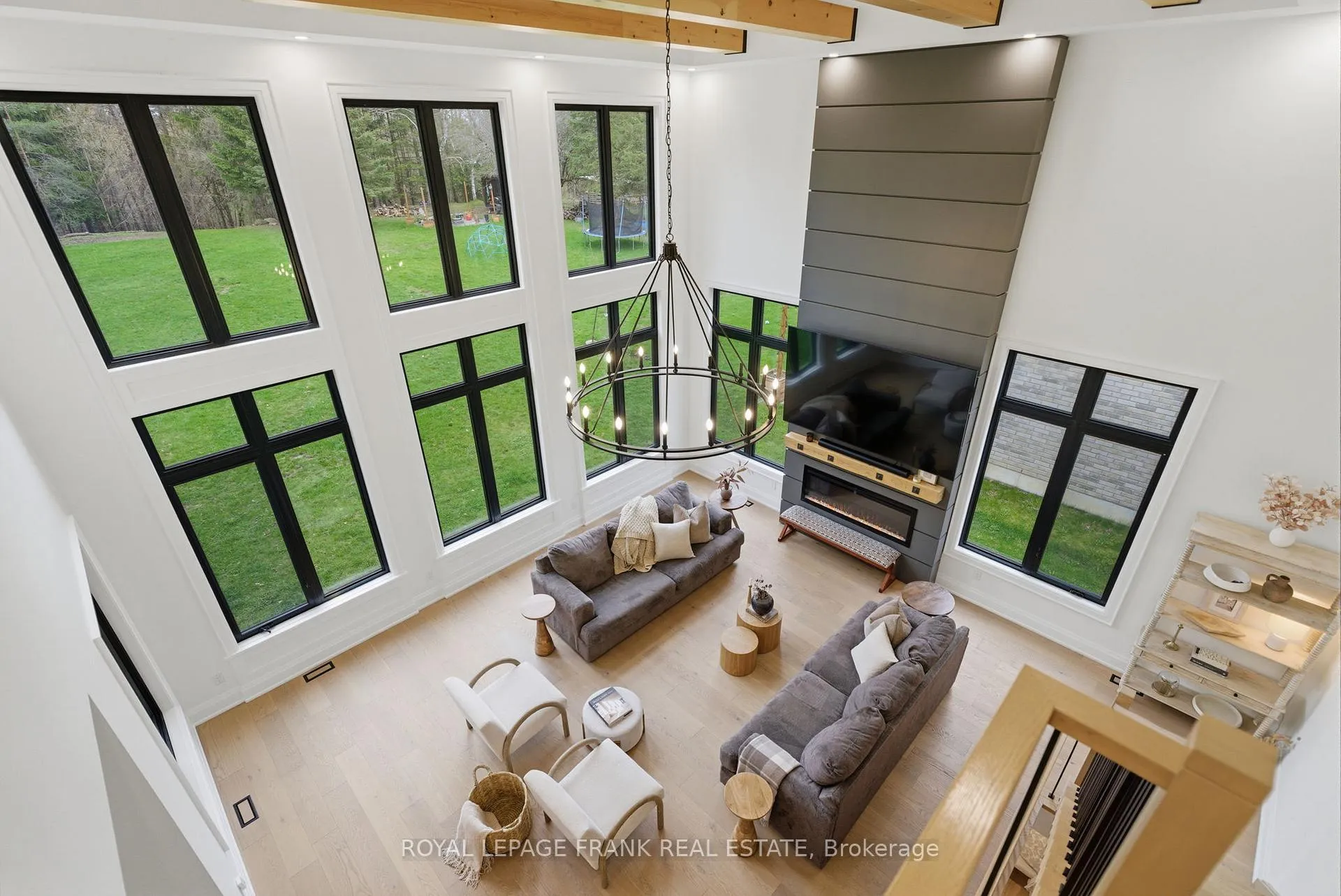 Photo 5 of 5947 Main Street, Clarington, Orono — HOMEH