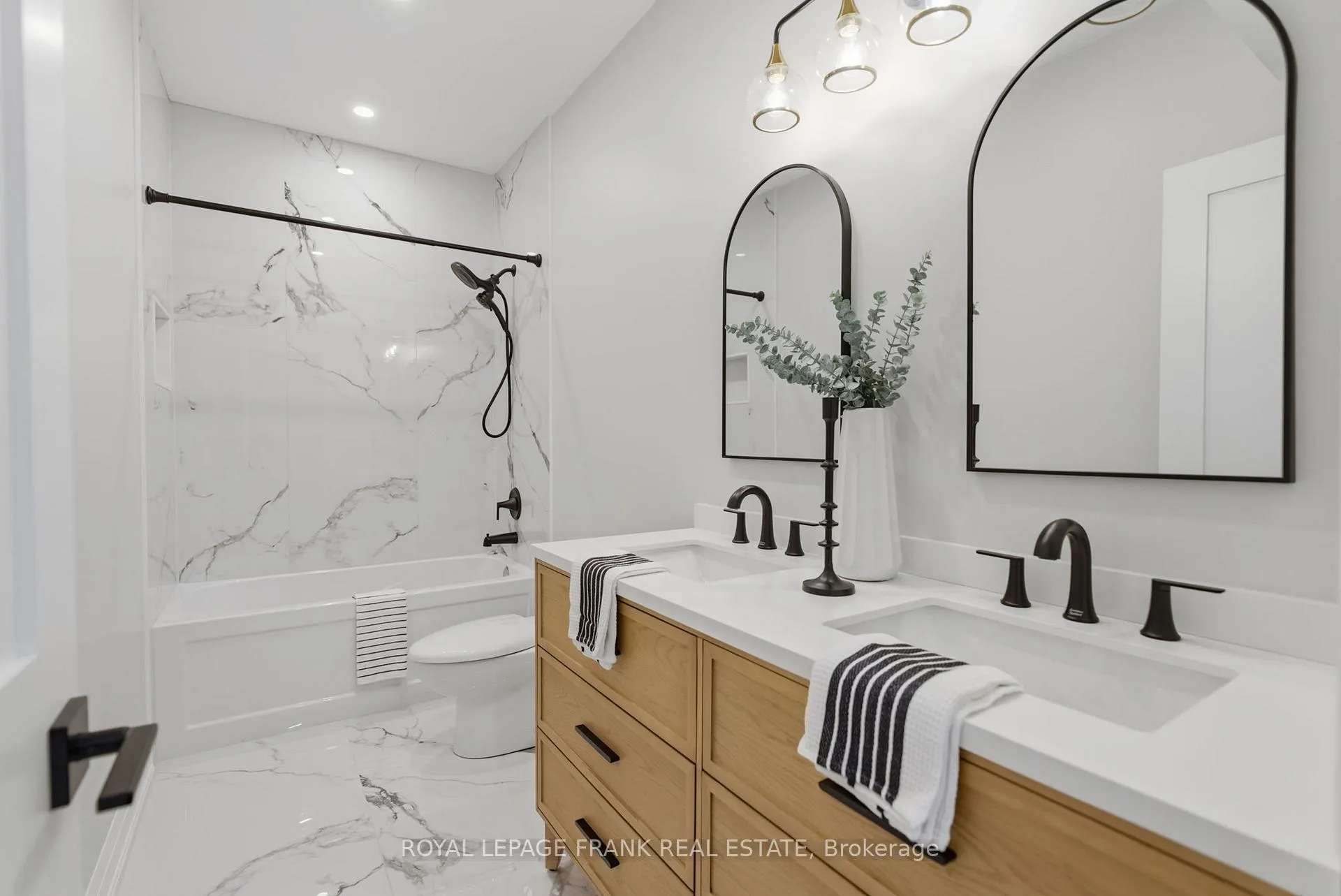 Photo 41 of 5947 Main Street, Clarington, Orono — HOMEH