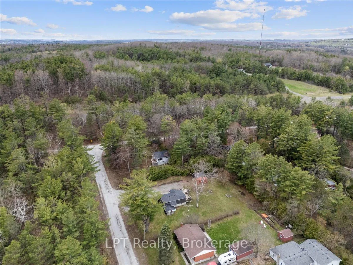 Photo 3 of 7010 Lake Street, Hamilton Township, Bewdley — HOMEH