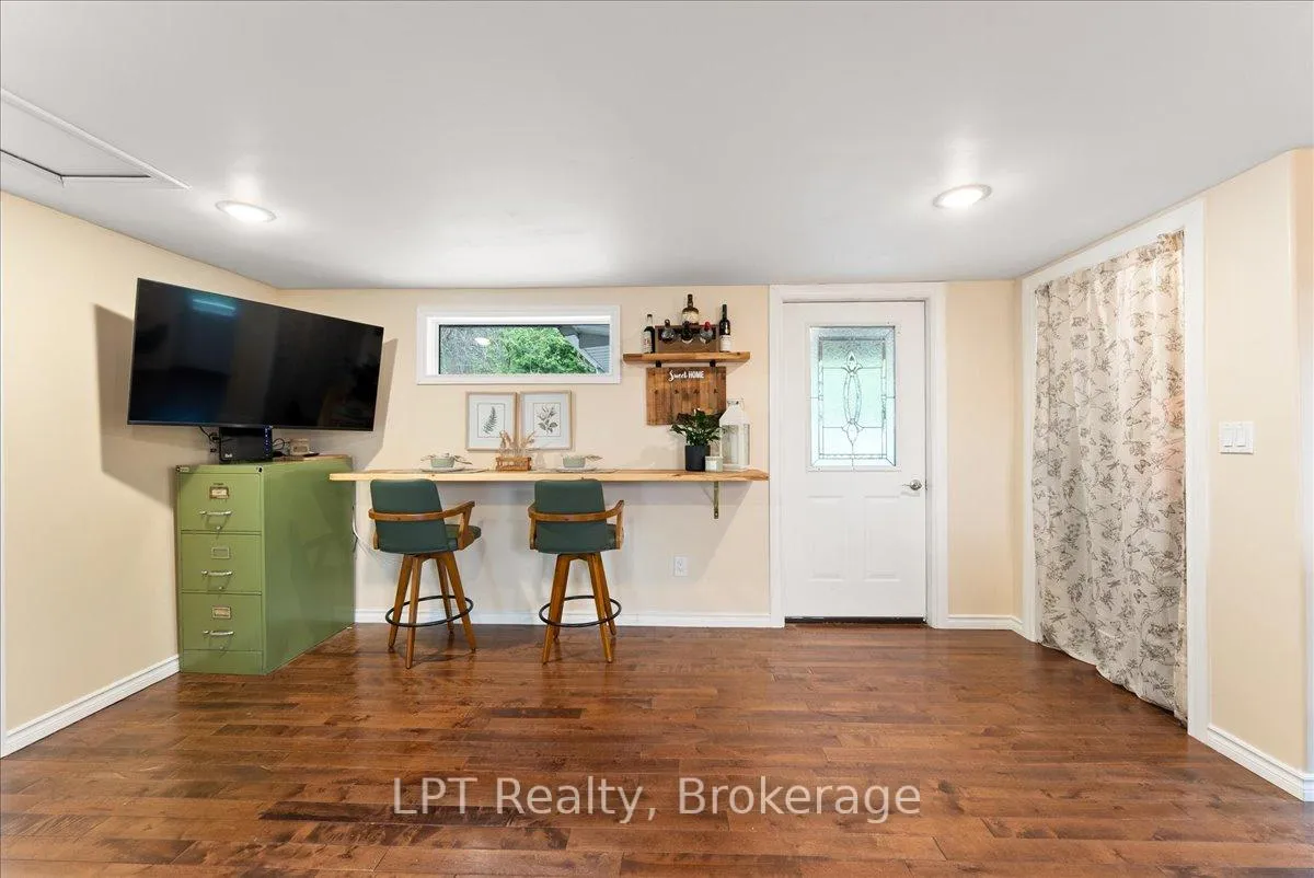 Photo 10 of 7010 Lake Street, Hamilton Township, Bewdley — HOMEH