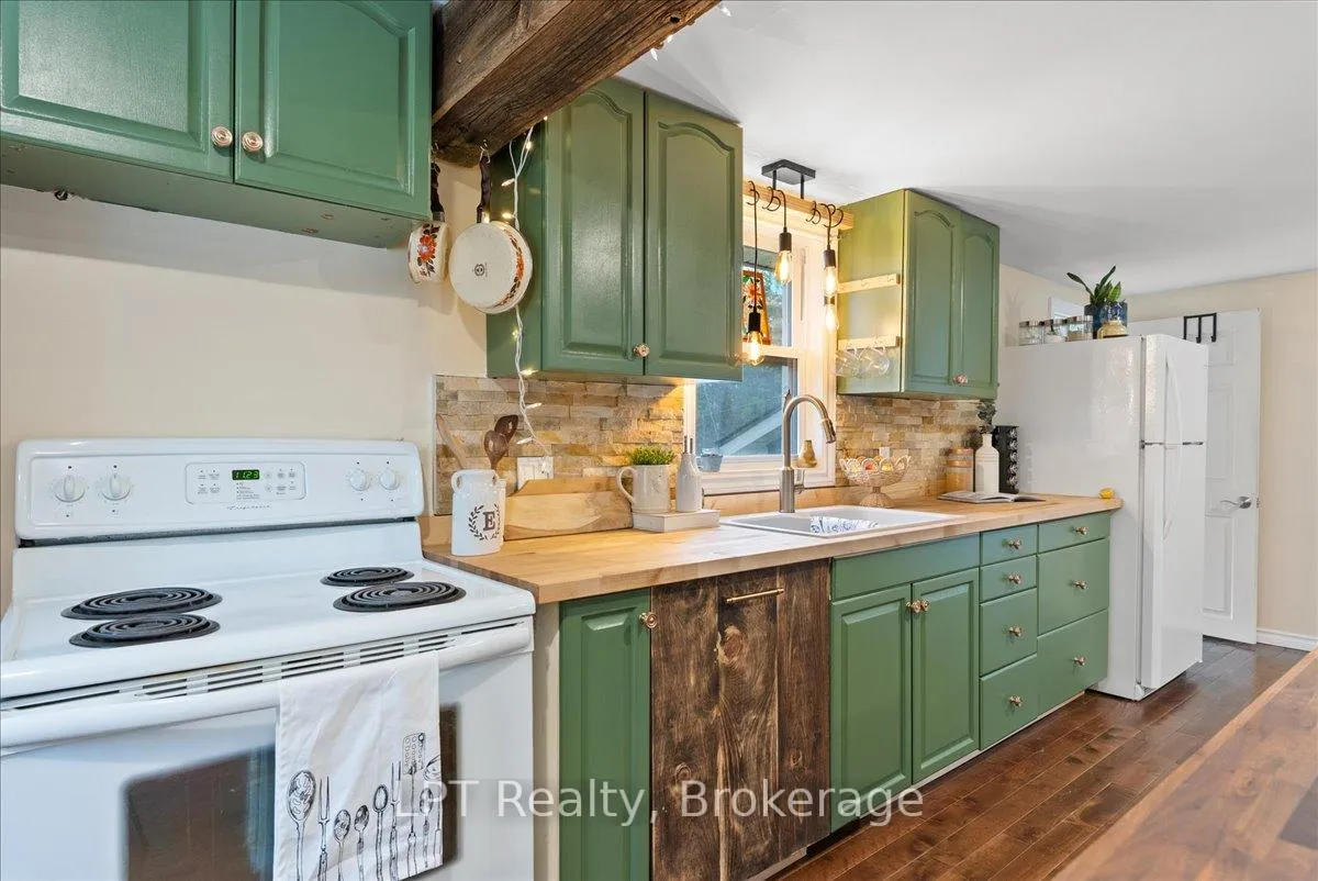 Photo 21 of 7010 Lake Street, Hamilton Township, Bewdley — HOMEH