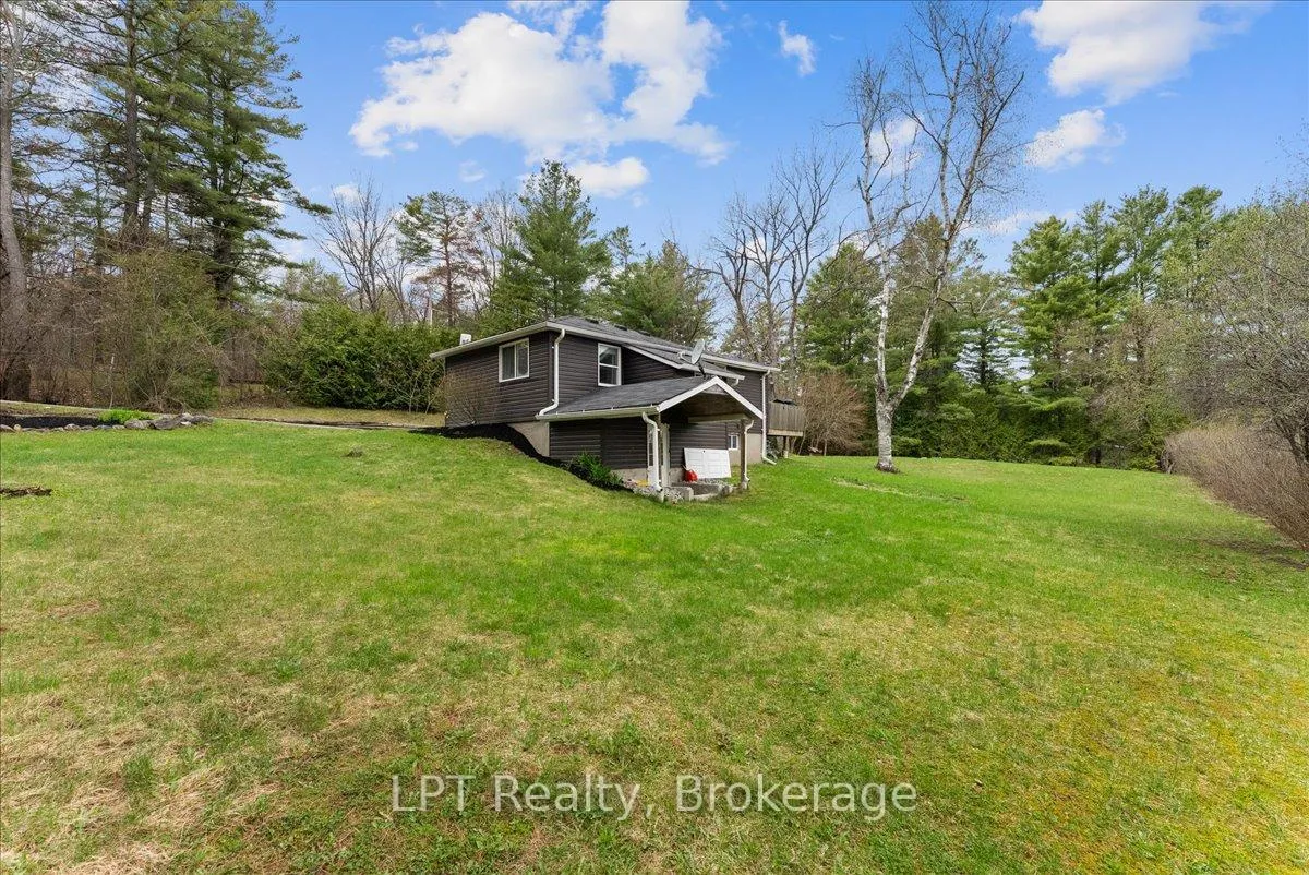 Photo 40 of 7010 Lake Street, Hamilton Township, Bewdley — HOMEH