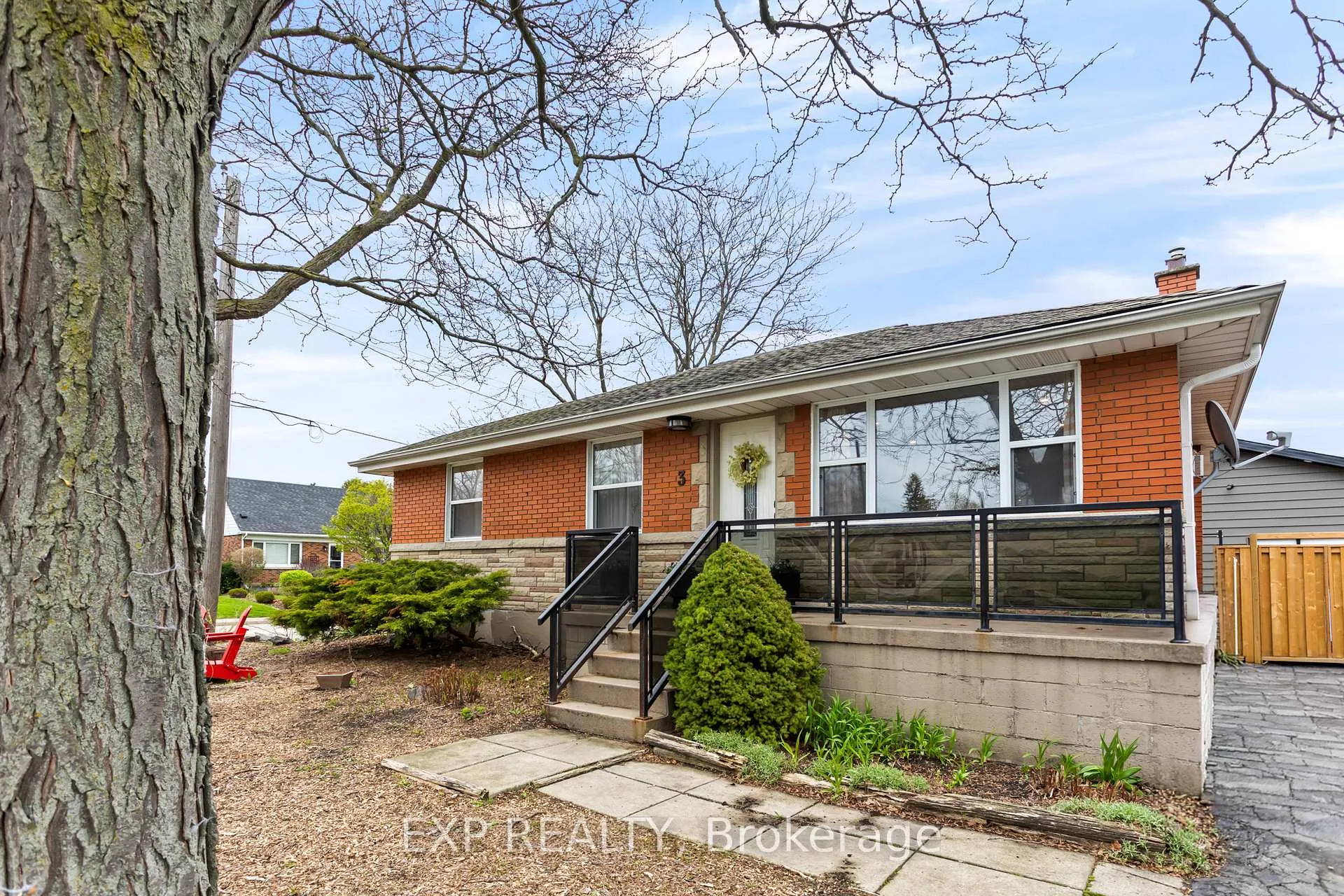 Photo 2 of 3 Fay Avenue, Hamilton, Huntington — HOMEH