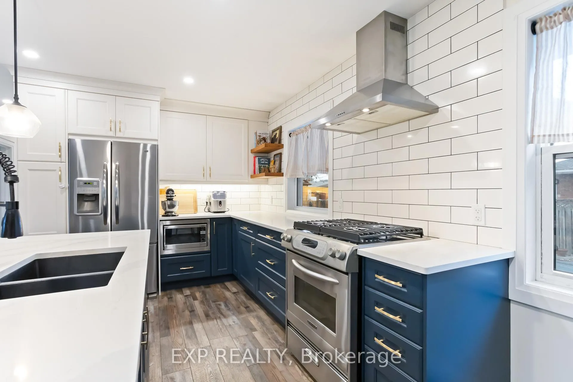 Photo 12 of 3 Fay Avenue, Hamilton, Huntington — HOMEH