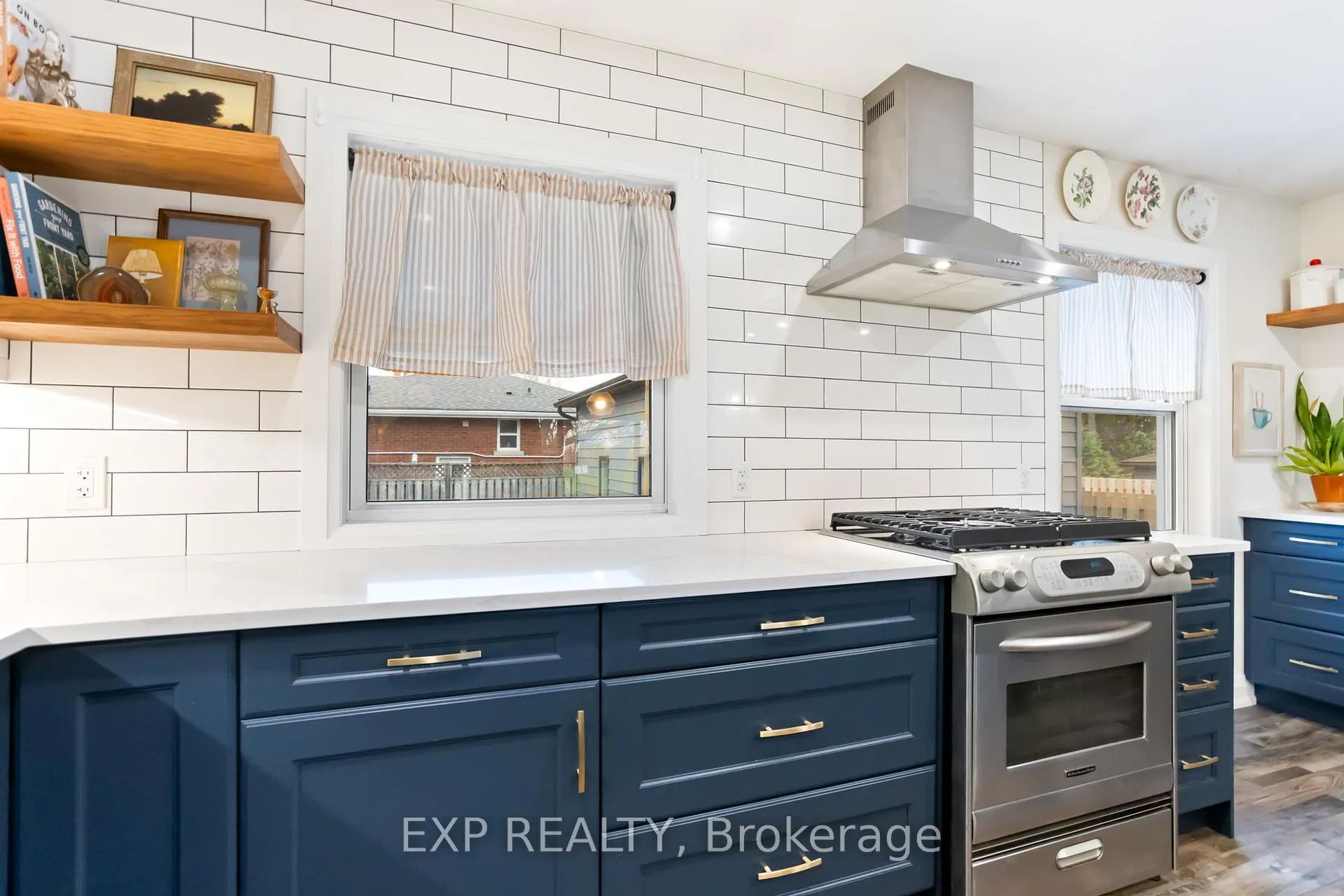 Photo 14 of 3 Fay Avenue, Hamilton, Huntington — HOMEH