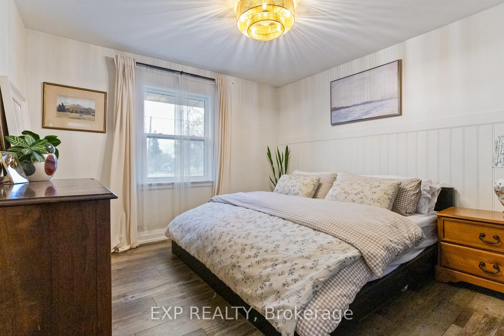 Photo 16 of 3 Fay Avenue, Hamilton, Huntington — HOMEH