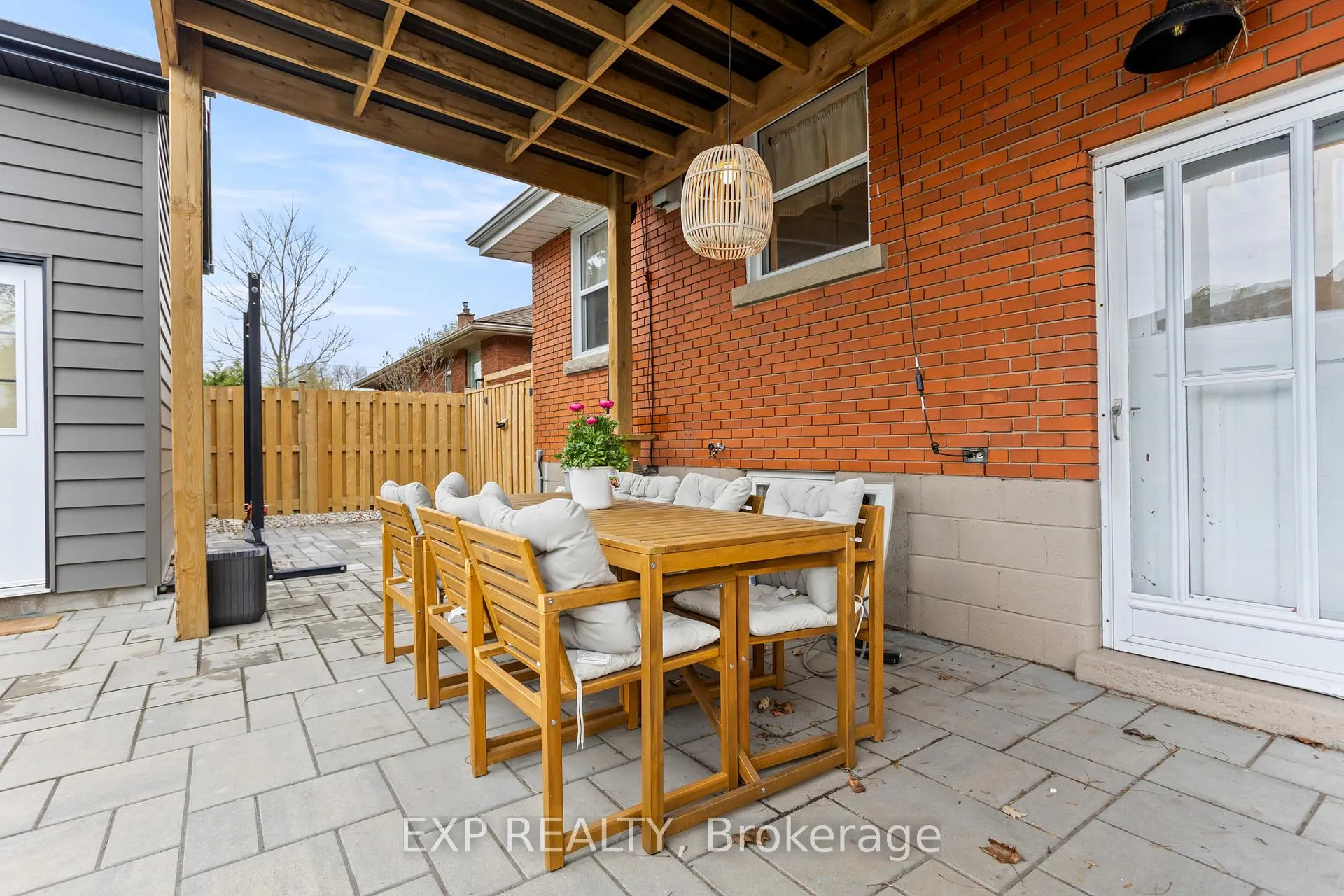 Photo 33 of 3 Fay Avenue, Hamilton, Huntington — HOMEH