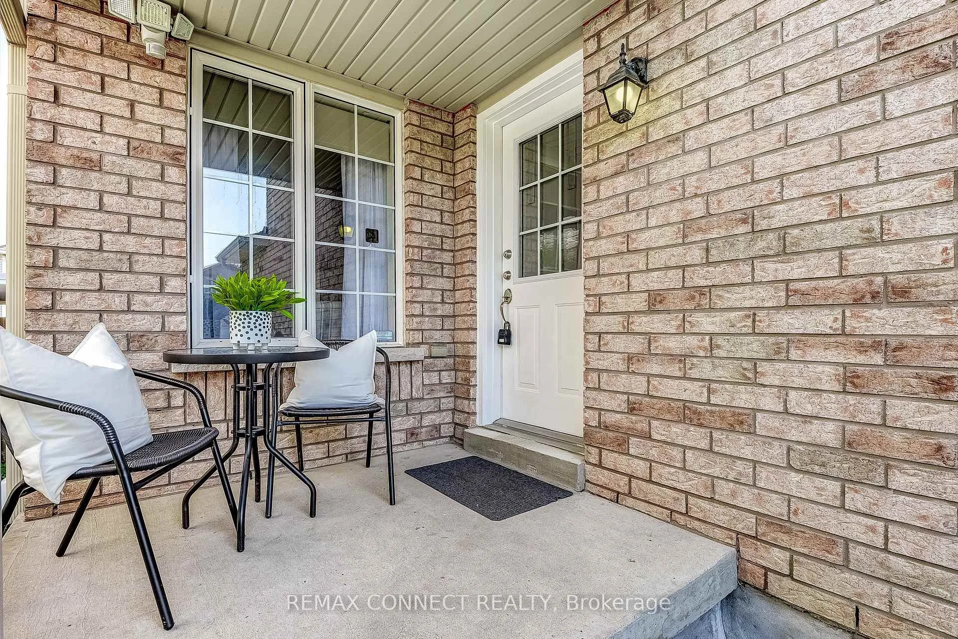 Photo 2 of 29 Andona Crescent, Scarborough, Centennial Scarborough — HOMEH