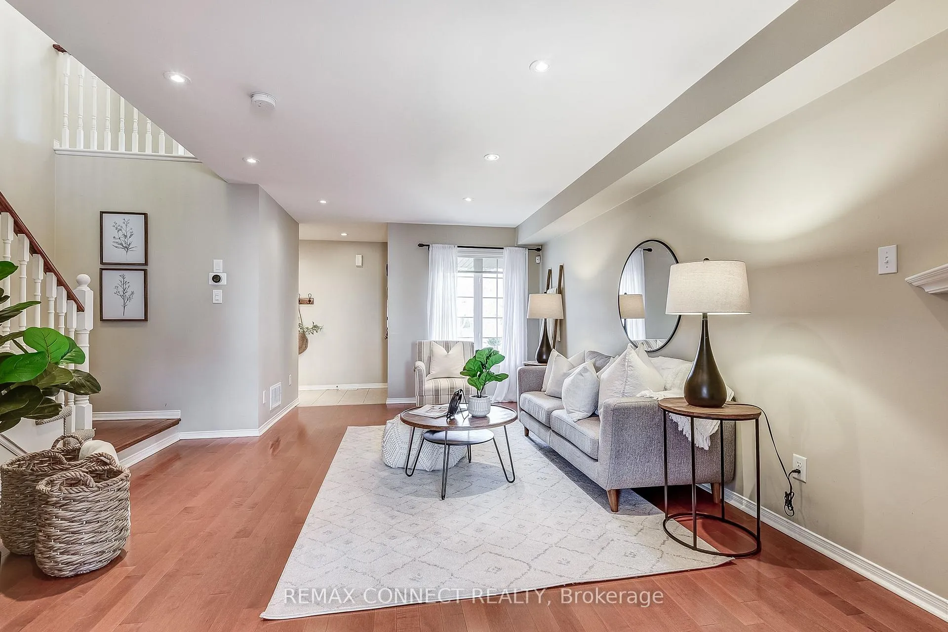 Photo 10 of 29 Andona Crescent, Scarborough, Centennial Scarborough — HOMEH