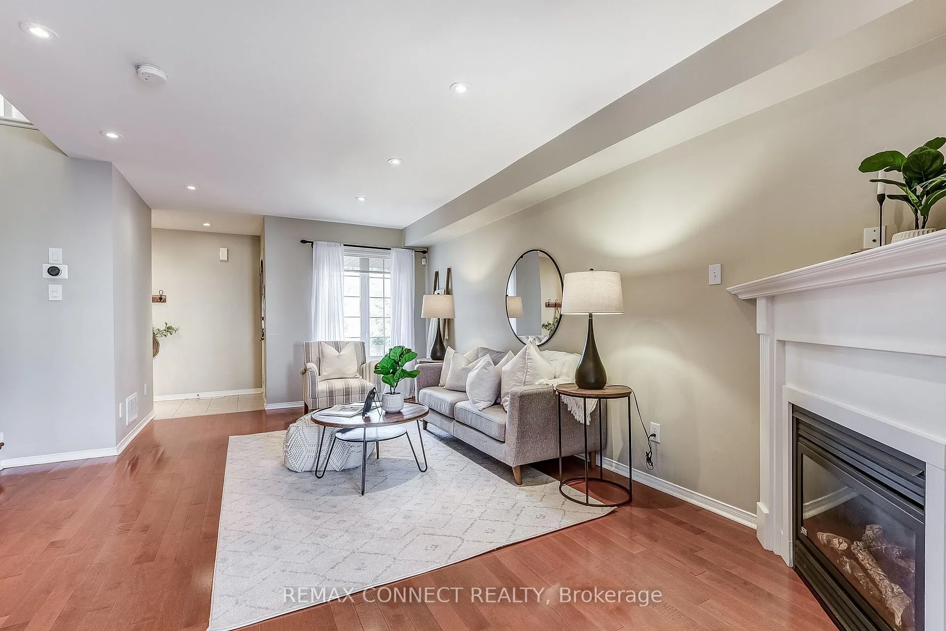 Photo 11 of 29 Andona Crescent, Scarborough, Centennial Scarborough — HOMEH