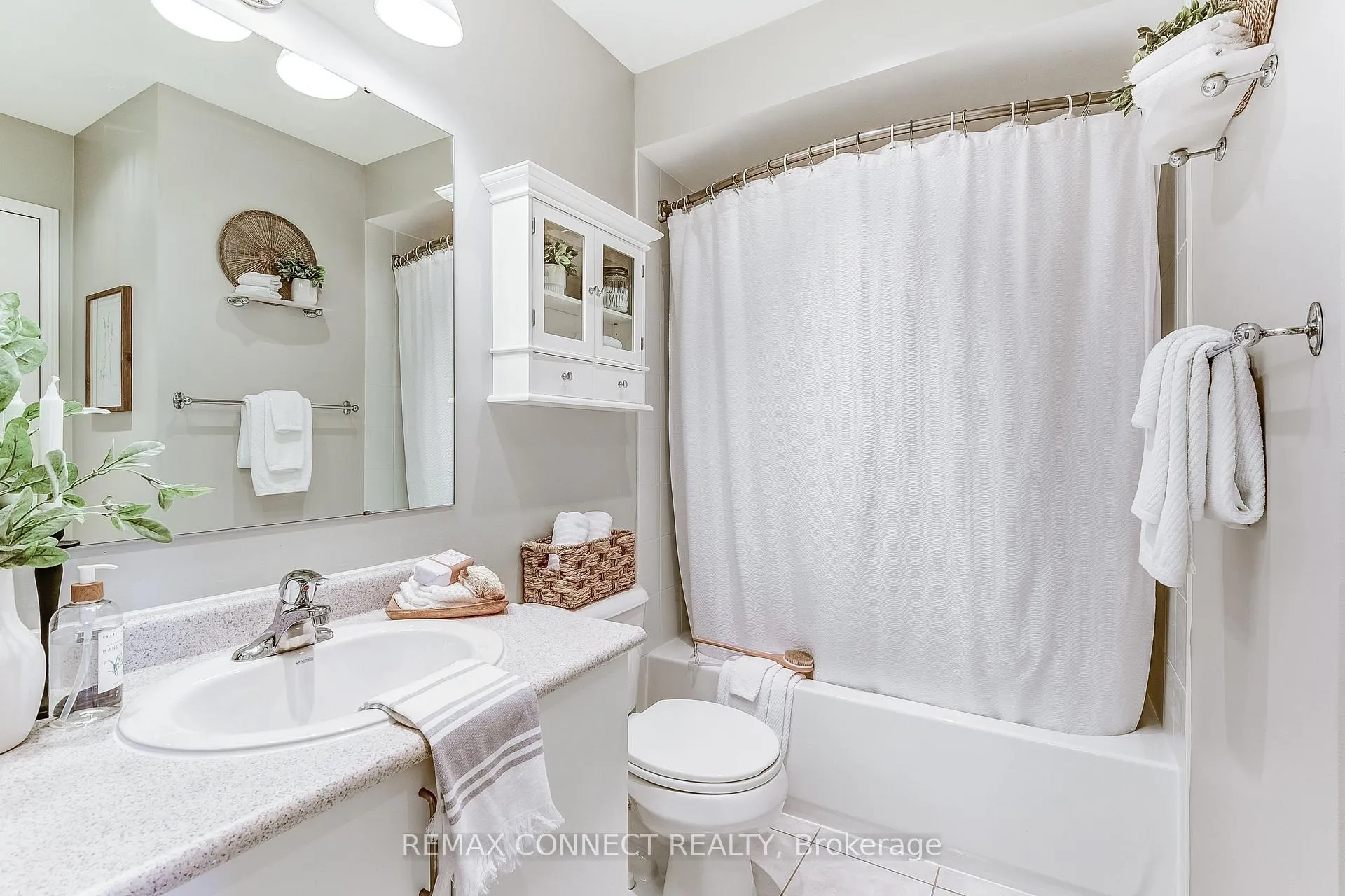 Photo 21 of 29 Andona Crescent, Scarborough, Centennial Scarborough — HOMEH