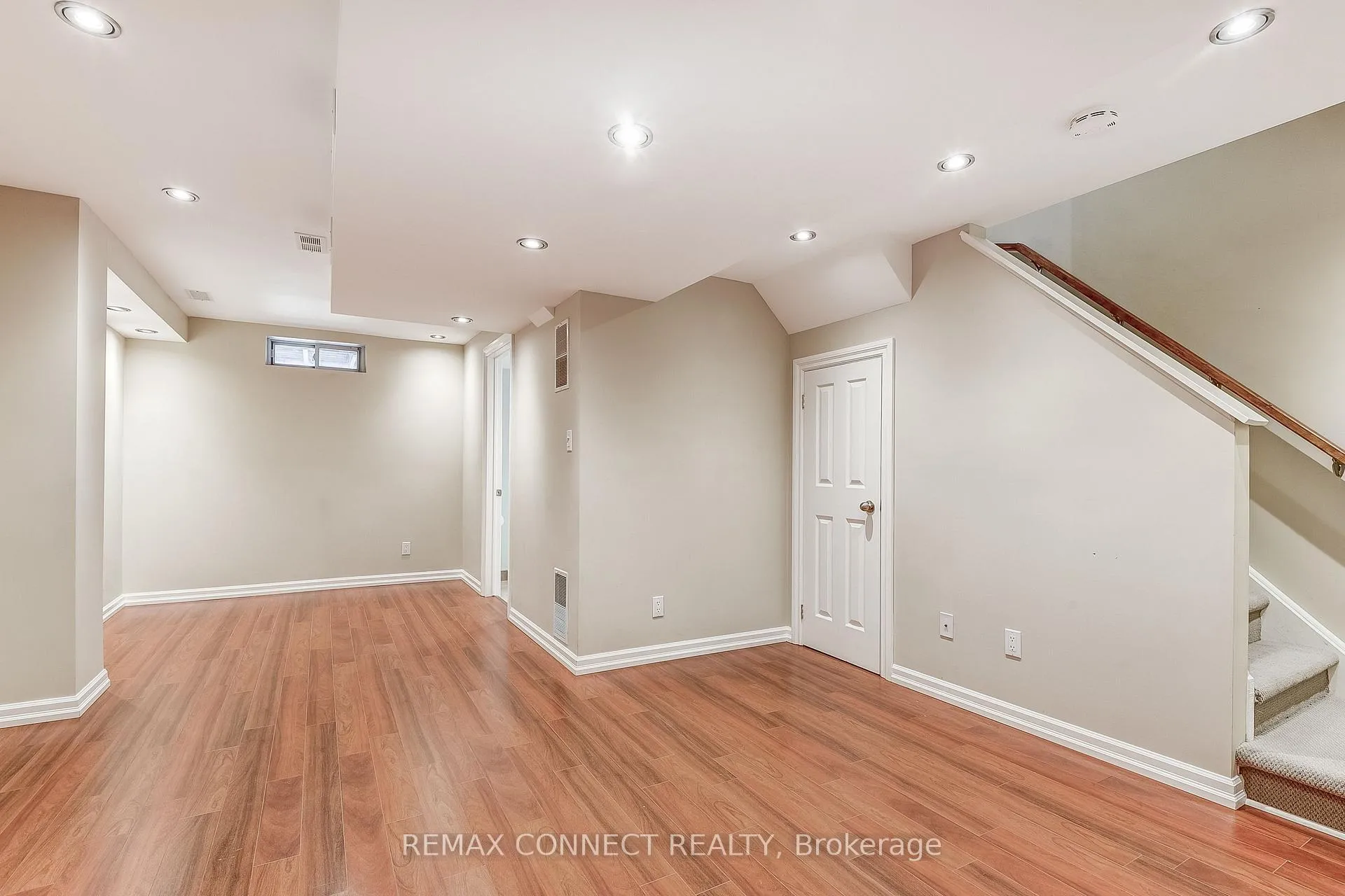 Photo 25 of 29 Andona Crescent, Scarborough, Centennial Scarborough — HOMEH