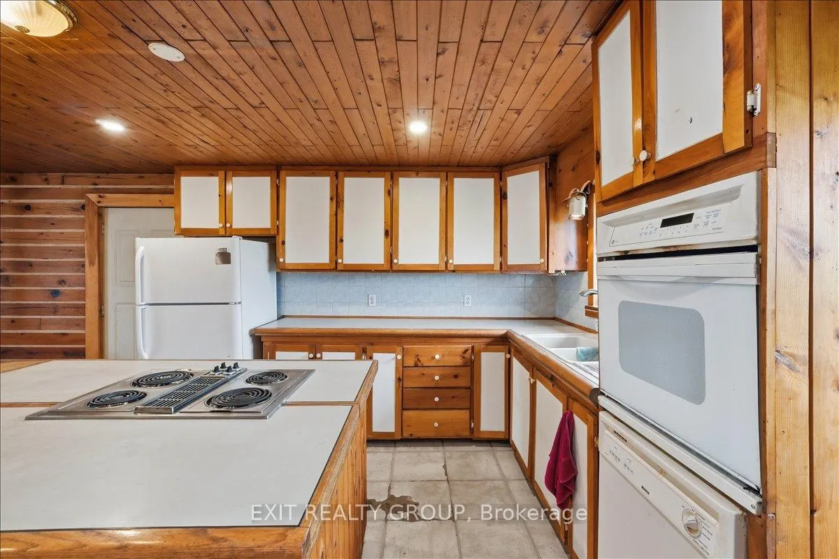 Photo 9 of 51 Stinson Block Road, Prince Edward County, Hillier Ward — HOMEH