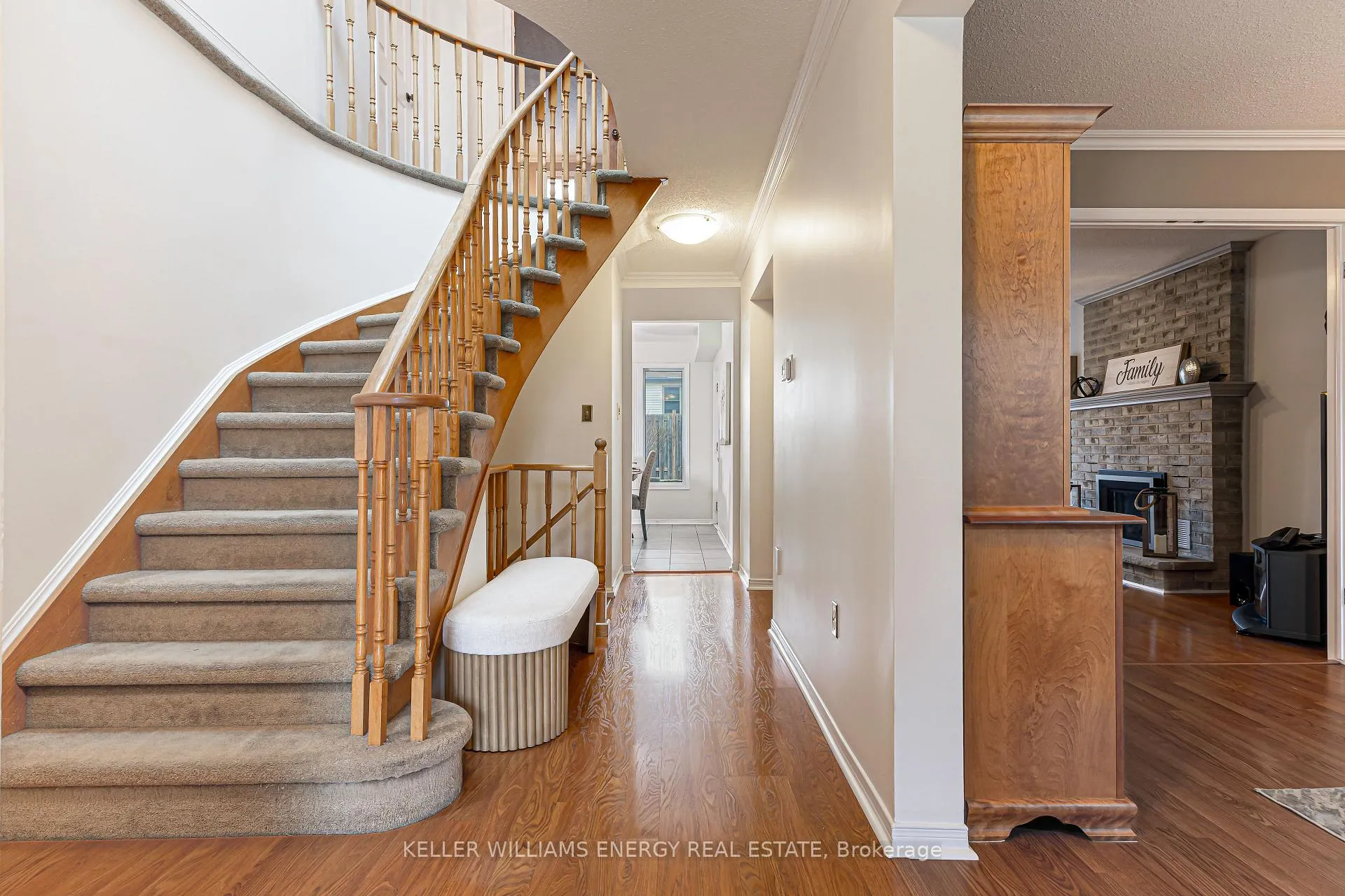 Photo 2 of 873 Lochness Crescent, Oshawa, McLaughlin — HOMEH
