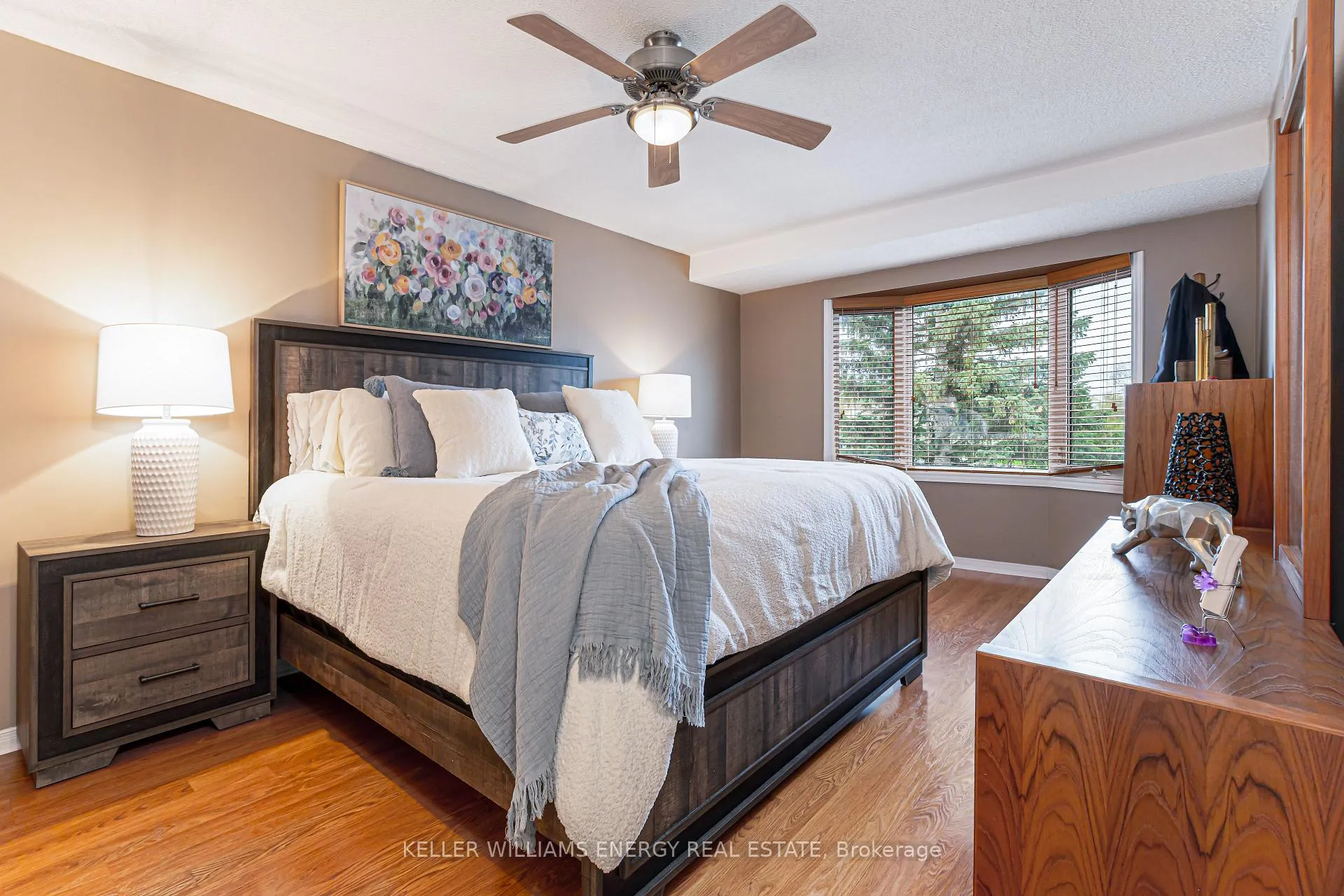 Photo 12 of 873 Lochness Crescent, Oshawa, McLaughlin — HOMEH
