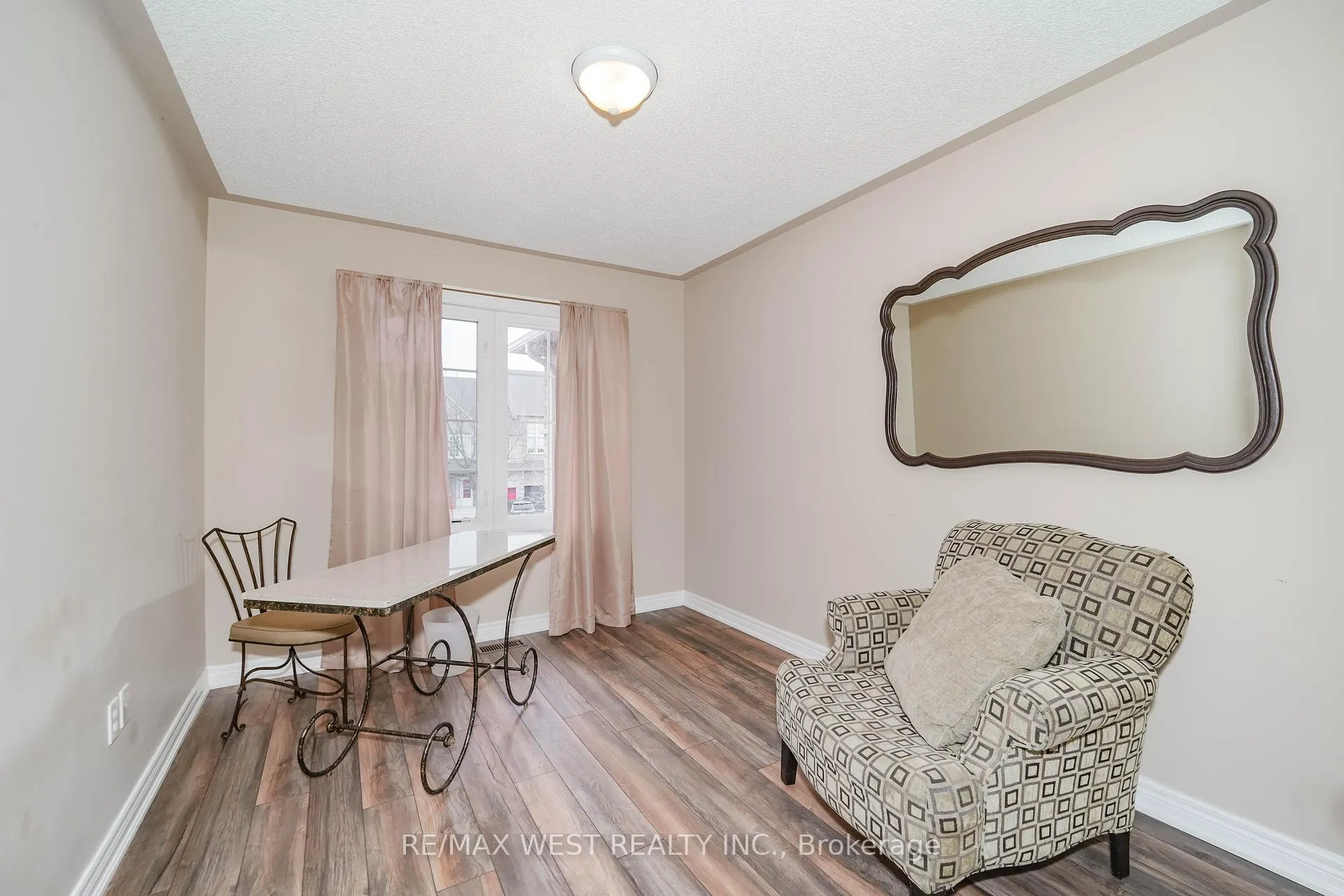 Photo 11 of 149 Foxchase Avenue, Vaughan, East Woodbridge — HOMEH