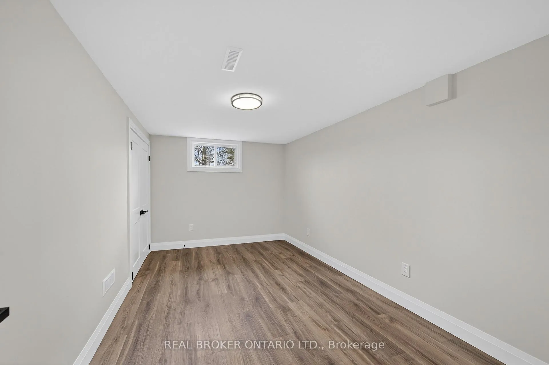 Photo 27 of 201 Ridge Street, Hamilton, Greeningdon — HOMEH