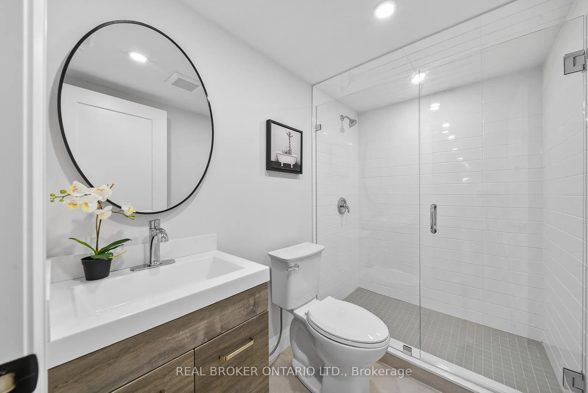 Photo 28 of 201 Ridge Street, Hamilton, Greeningdon — HOMEH
