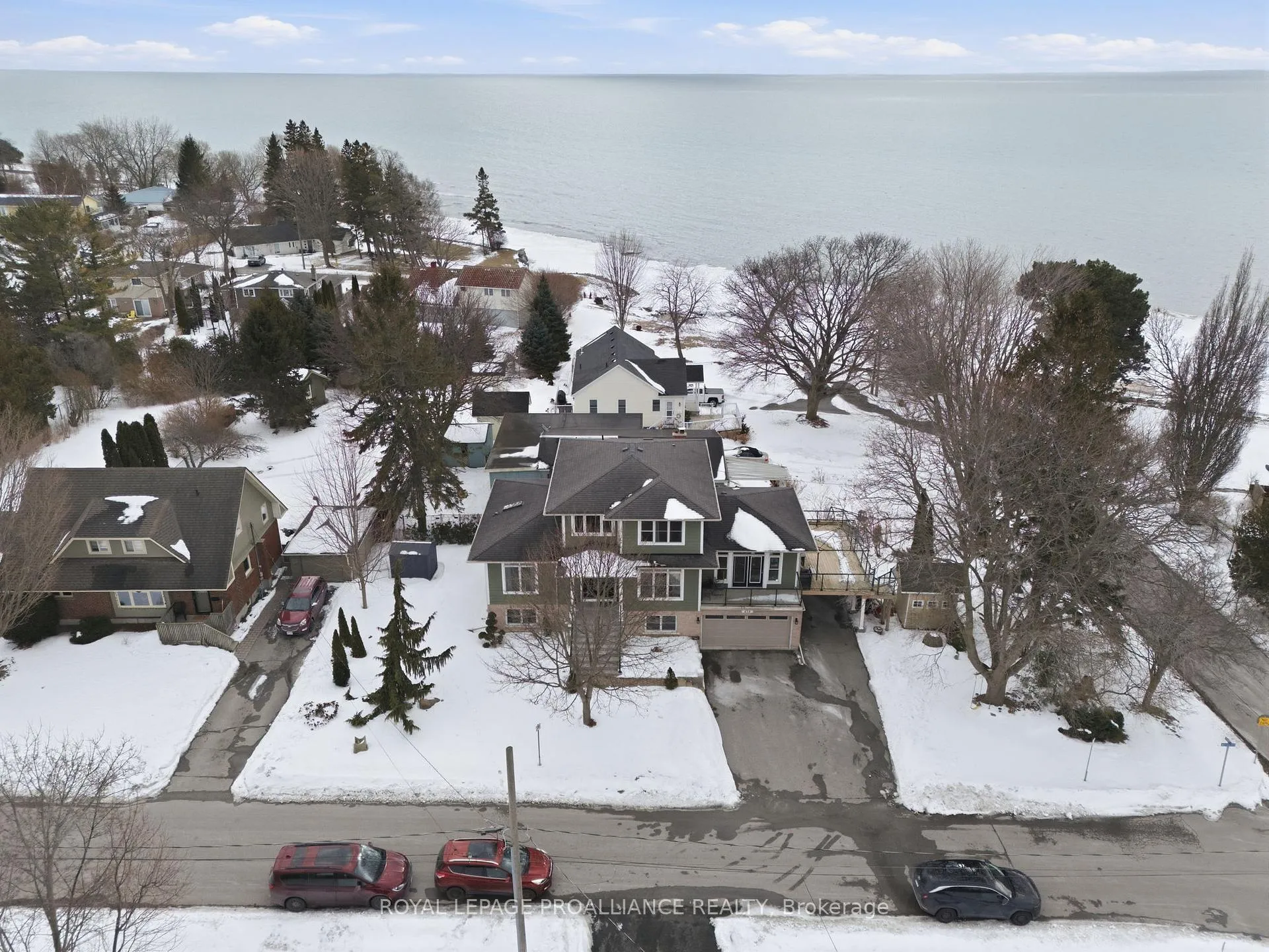 Photo 2 of 215 Water Street, Cobourg — HOMEH
