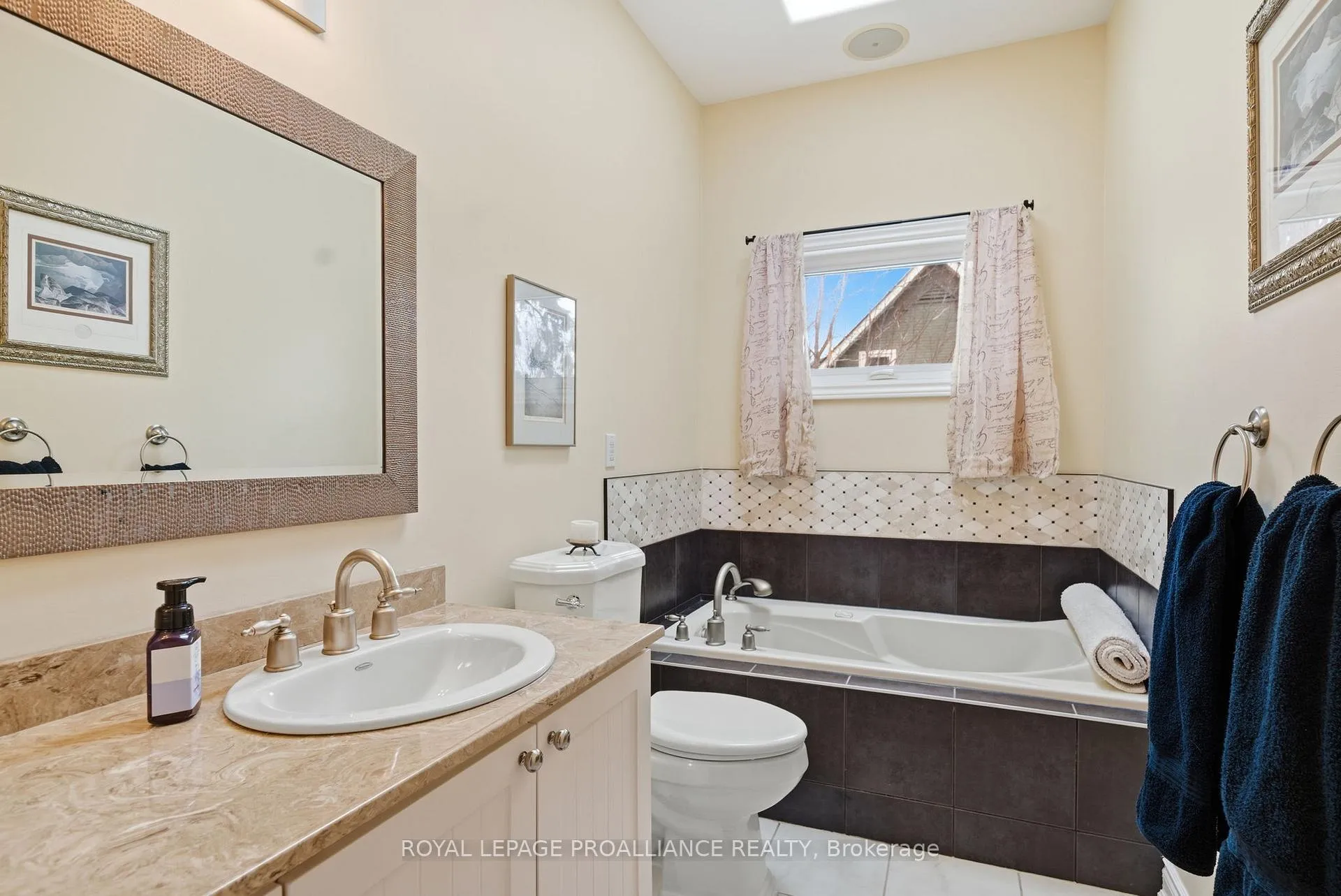 Photo 19 of 215 Water Street, Cobourg — HOMEH