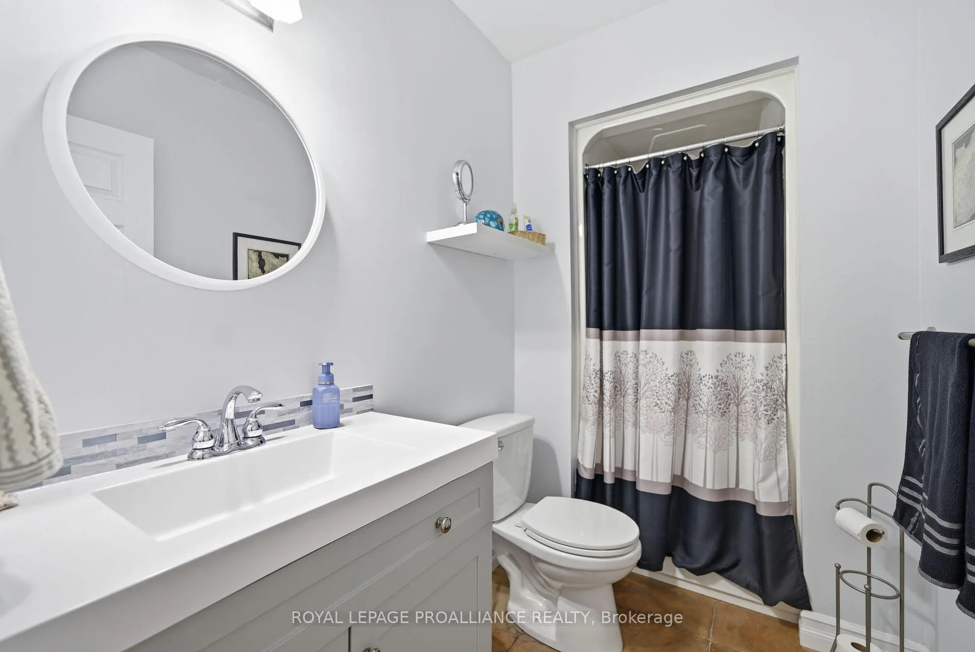 Photo 35 of 215 Water Street, Cobourg — HOMEH