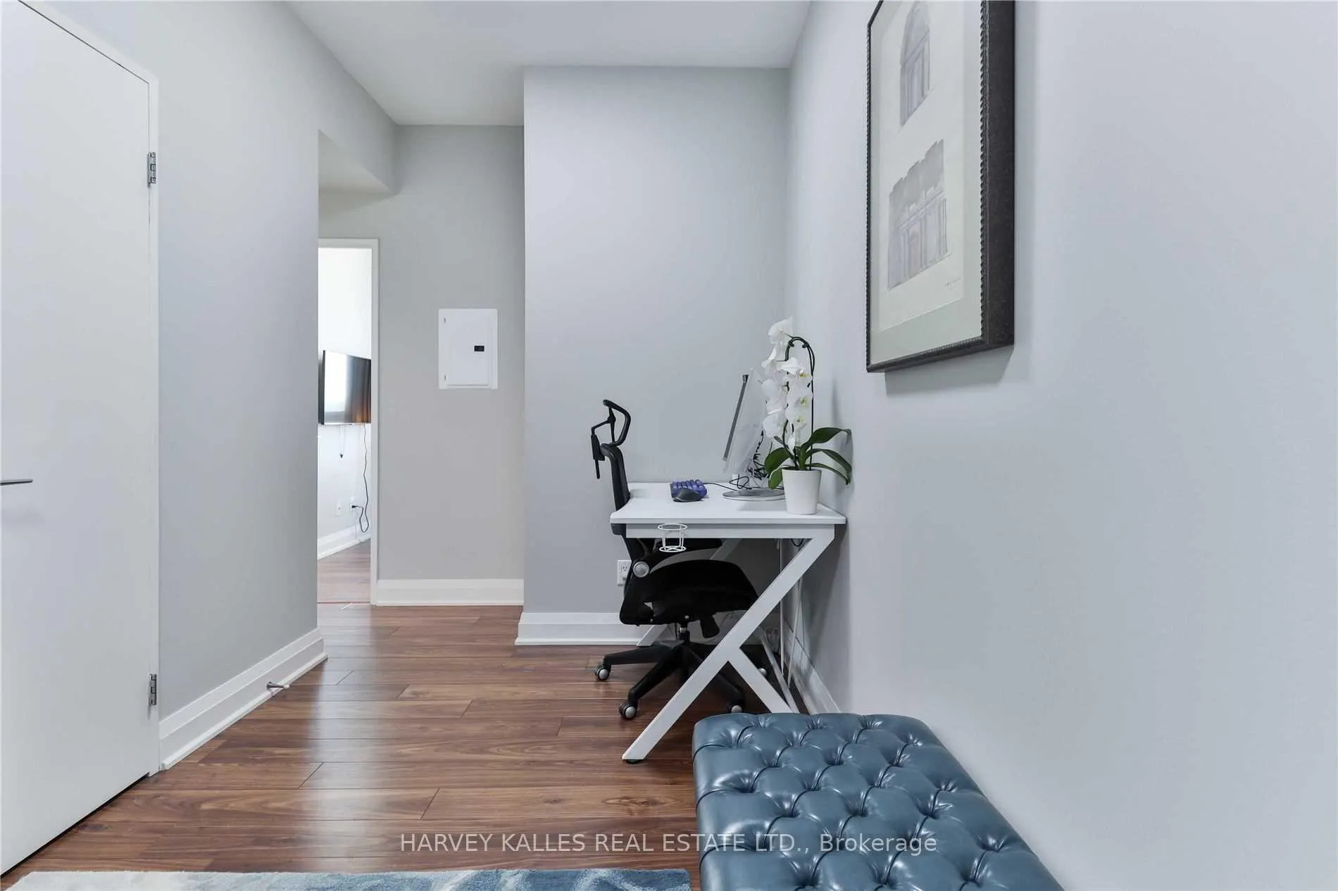 Photo 2 of Unit 1510, 83 Redpath Avenue, Toronto, Mount Pleasant West — HOMEH