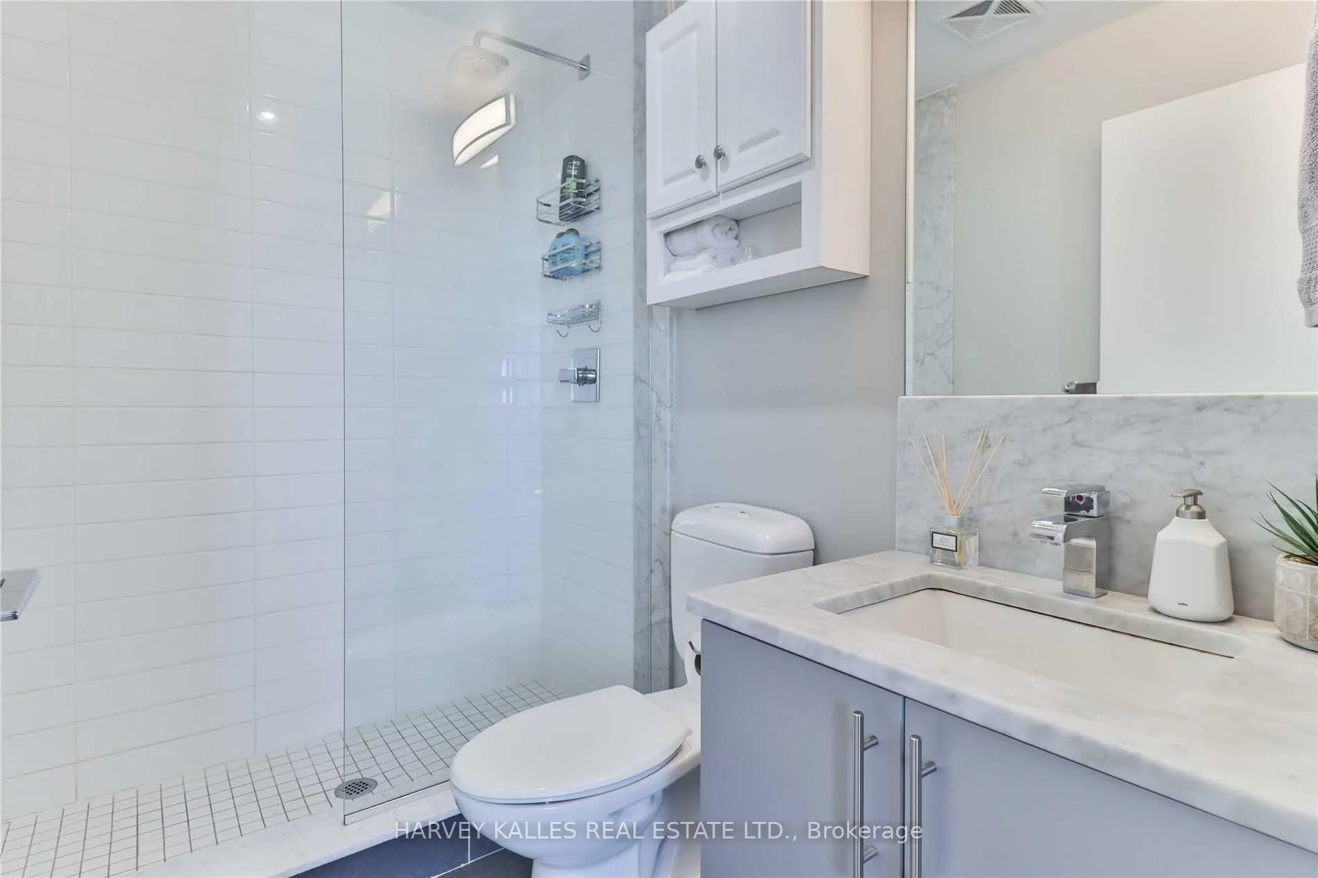 Photo 12 of Unit 1510, 83 Redpath Avenue, Toronto, Mount Pleasant West — HOMEH