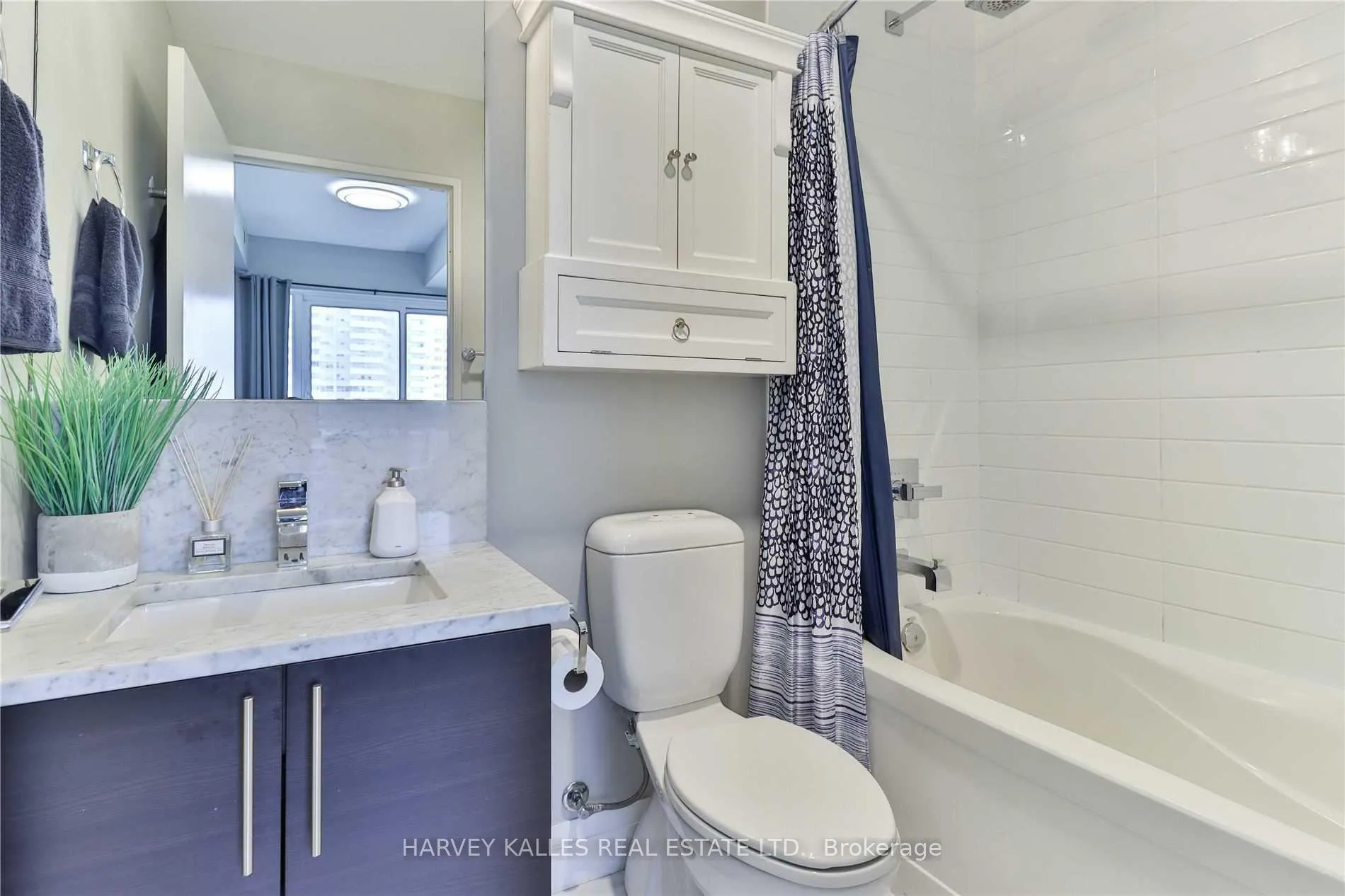 Photo 15 of Unit 1510, 83 Redpath Avenue, Toronto, Mount Pleasant West — HOMEH