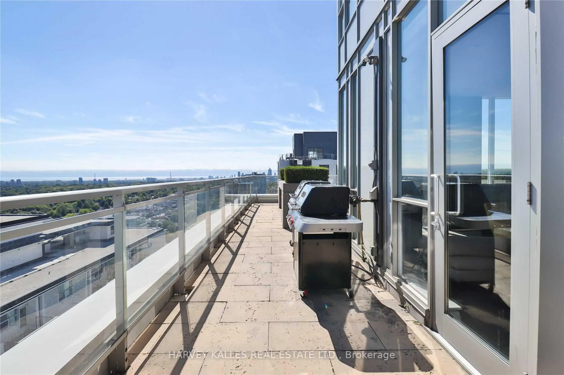 Photo 25 of Unit 1510, 83 Redpath Avenue, Toronto, Mount Pleasant West — HOMEH