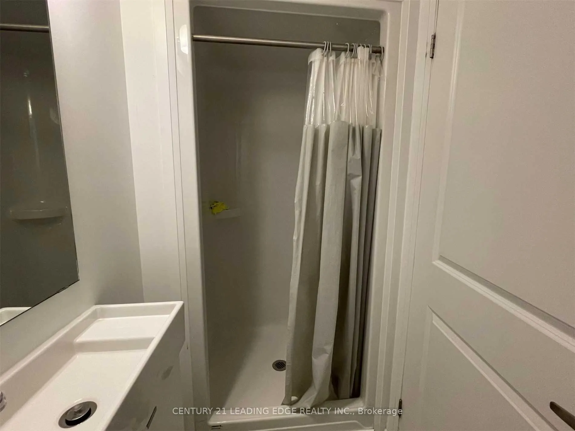 Photo 17 of Unit 422, 1900 Simcoe Street N, Oshawa, Samac — HOMEH