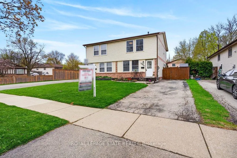 Photo 12 of 2233 Melissa Crescent, Burlington, Brant Hills — HOMEH
