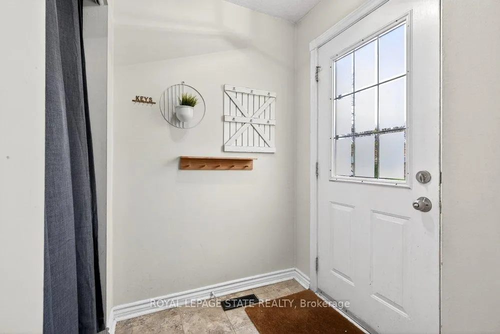 Photo 15 of 2233 Melissa Crescent, Burlington, Brant Hills — HOMEH