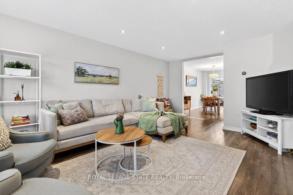 Photo 17 of 2233 Melissa Crescent, Burlington, Brant Hills — HOMEH