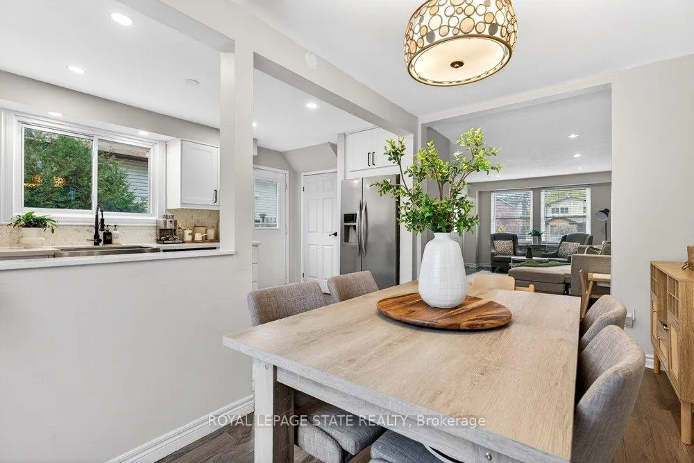 Photo 20 of 2233 Melissa Crescent, Burlington, Brant Hills — HOMEH