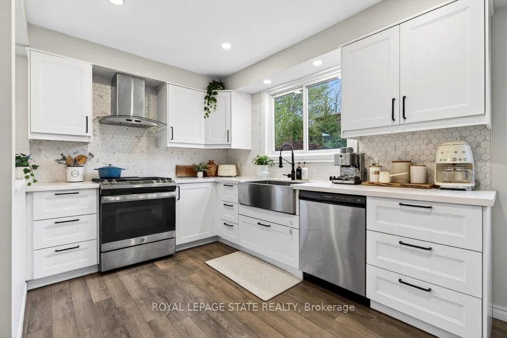 Photo 22 of 2233 Melissa Crescent, Burlington, Brant Hills — HOMEH