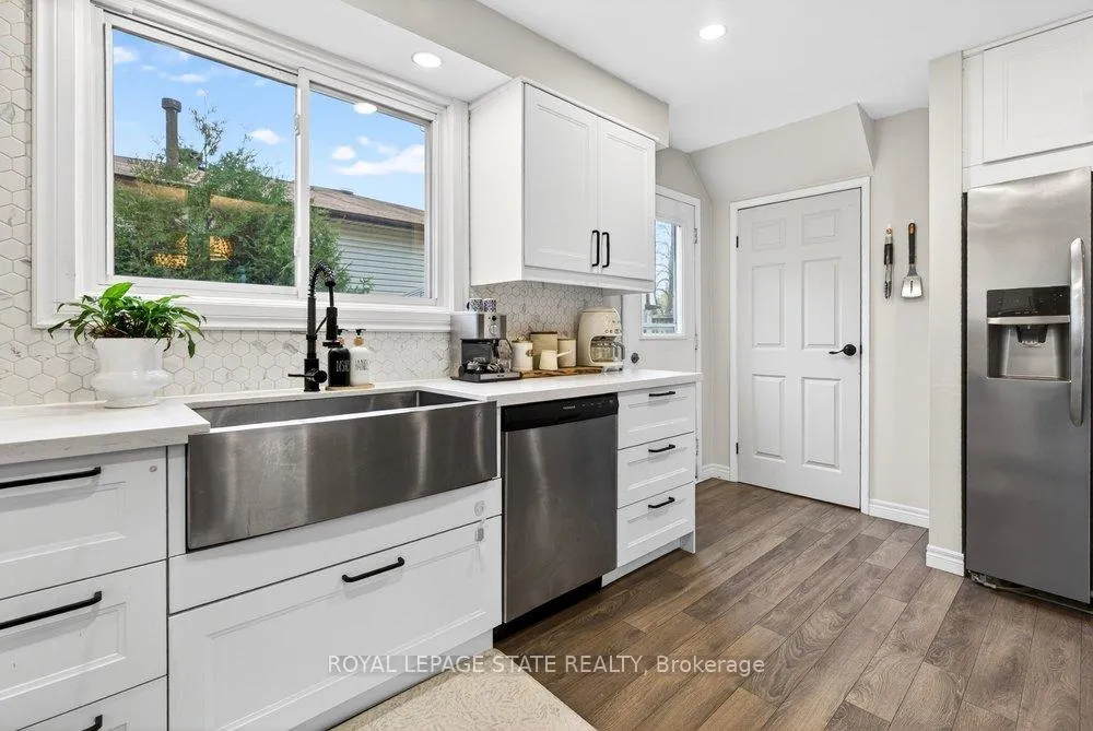 Photo 24 of 2233 Melissa Crescent, Burlington, Brant Hills — HOMEH