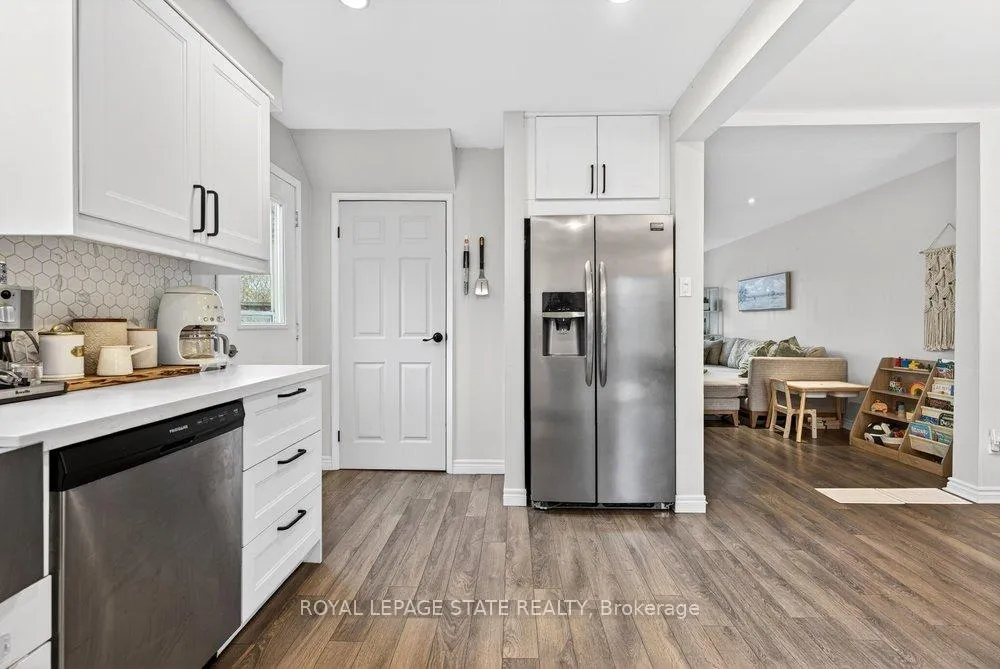 Photo 25 of 2233 Melissa Crescent, Burlington, Brant Hills — HOMEH