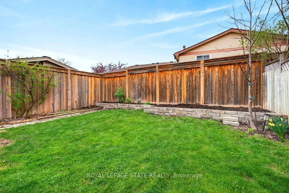 Photo 42 of 2233 Melissa Crescent, Burlington, Brant Hills — HOMEH