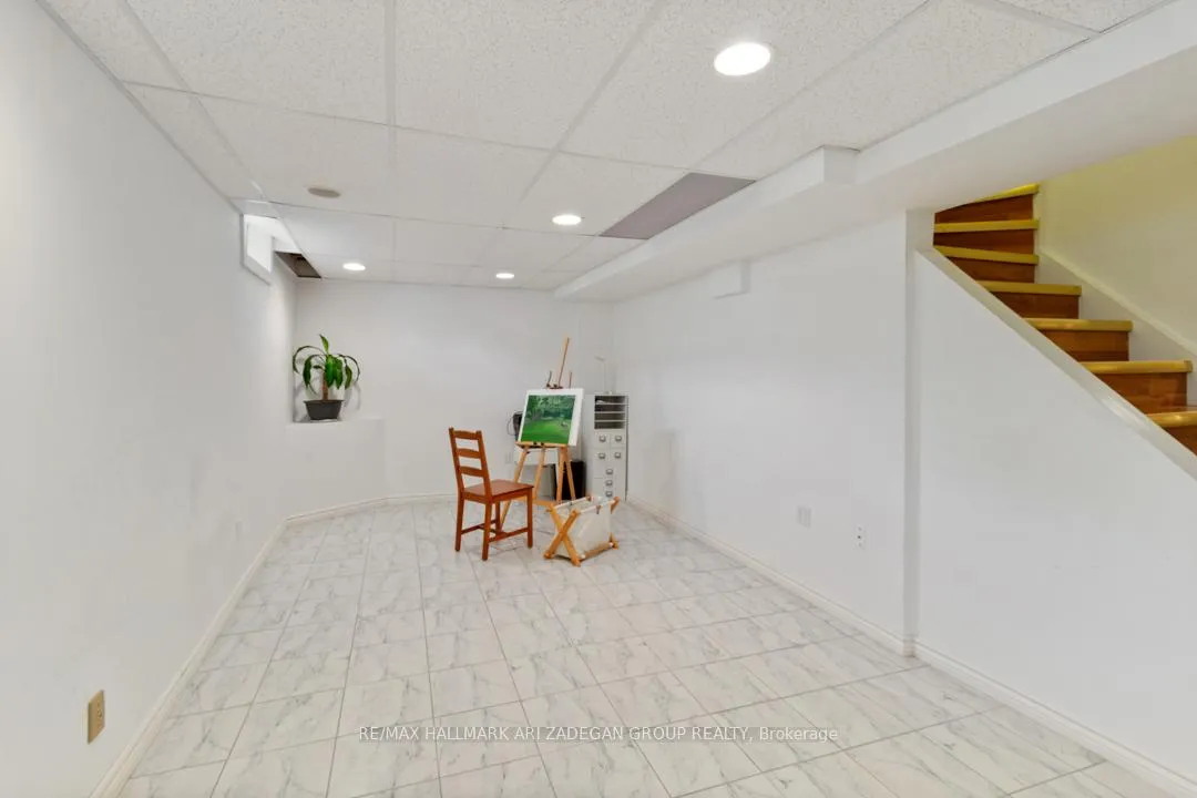 Photo 33 of 1 Grampian Avenue, Vaughan, Maple — HOMEH