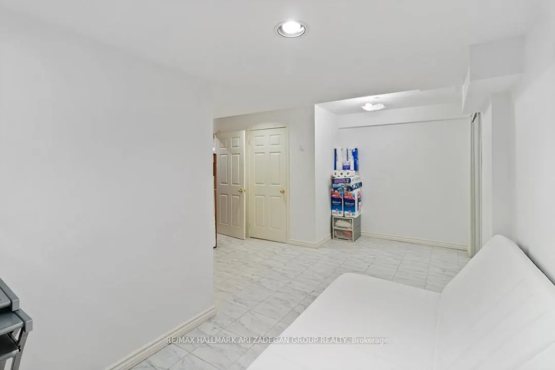 Photo 34 of 1 Grampian Avenue, Vaughan, Maple — HOMEH