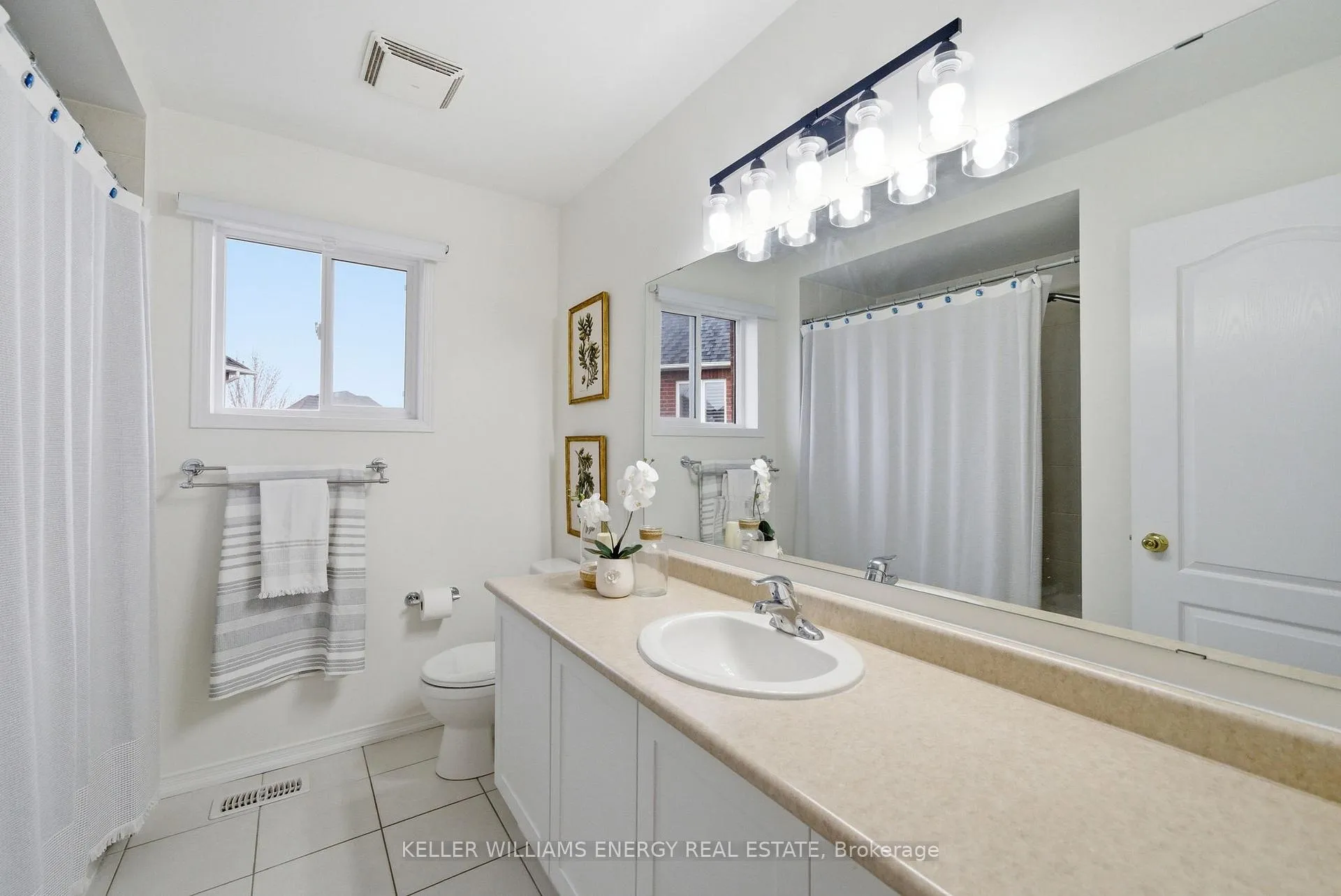 Photo 35 of 1617 Kitchen Court, Oshawa, Taunton — HOMEH