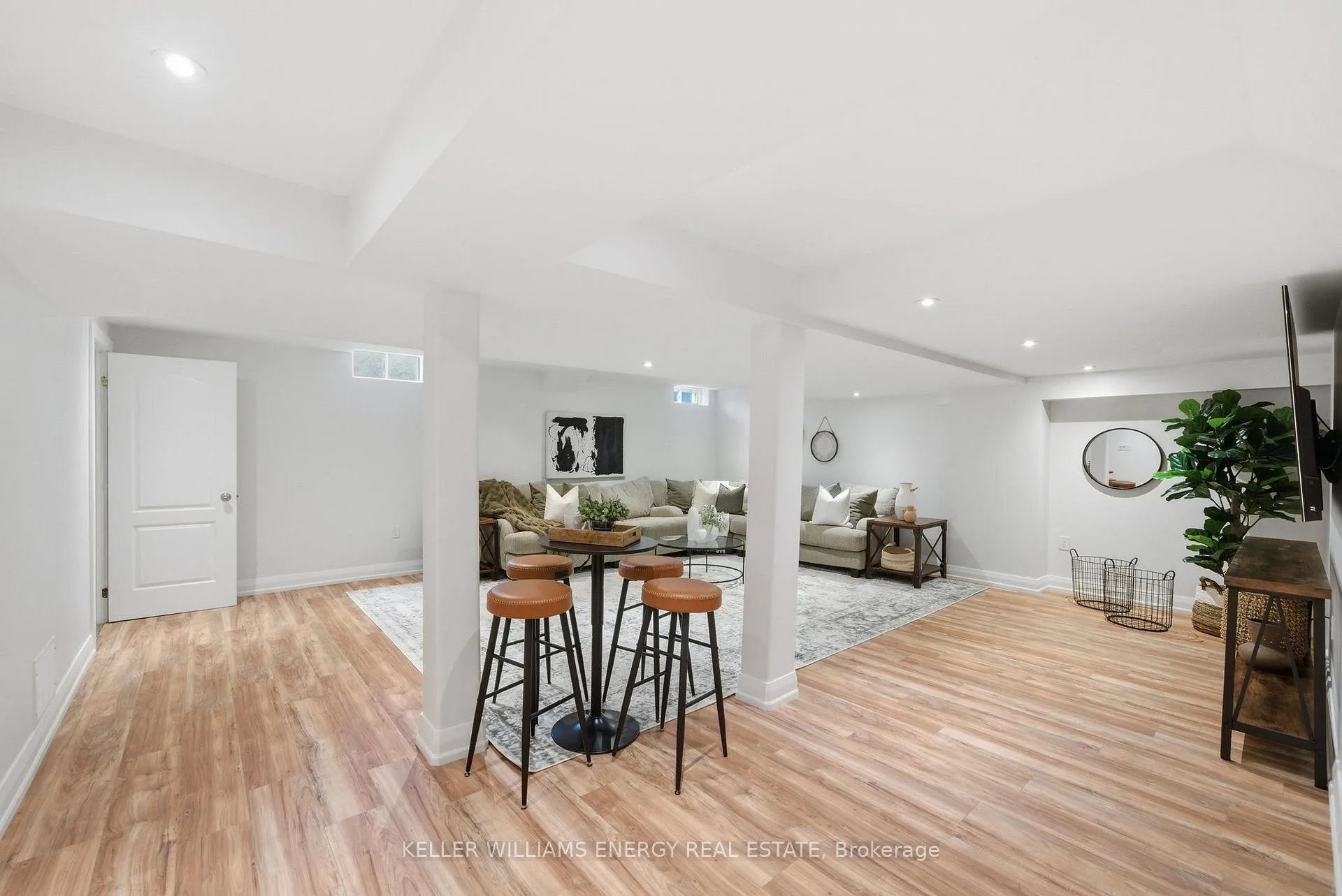 Photo 36 of 1617 Kitchen Court, Oshawa, Taunton — HOMEH