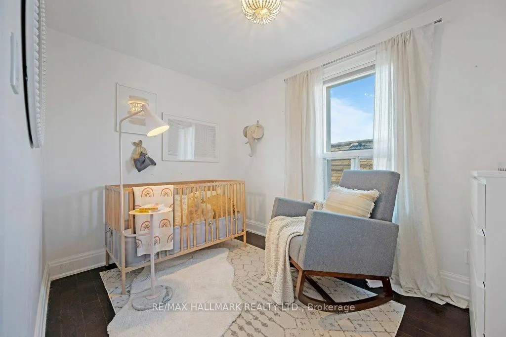 Photo 12 of 17 Criscoe Street, Toronto, Rockcliffe-Smythe — HOMEH