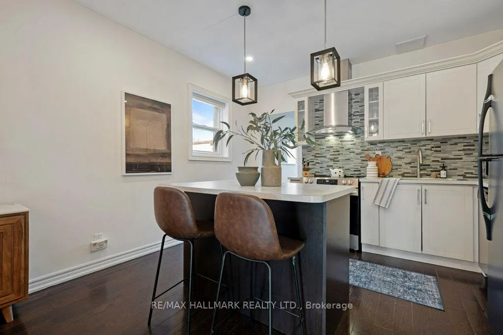 Photo 15 of 17 Criscoe Street, Toronto, Rockcliffe-Smythe — HOMEH