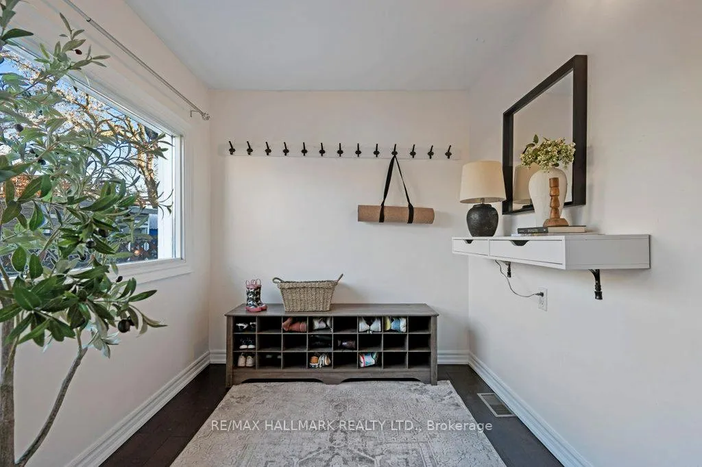 Photo 19 of 17 Criscoe Street, Toronto, Rockcliffe-Smythe — HOMEH