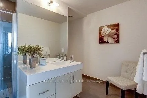 Photo 3 of Unit LPH 24, 35 Brian Peck Crescent, Toronto, Leaside — HOMEH