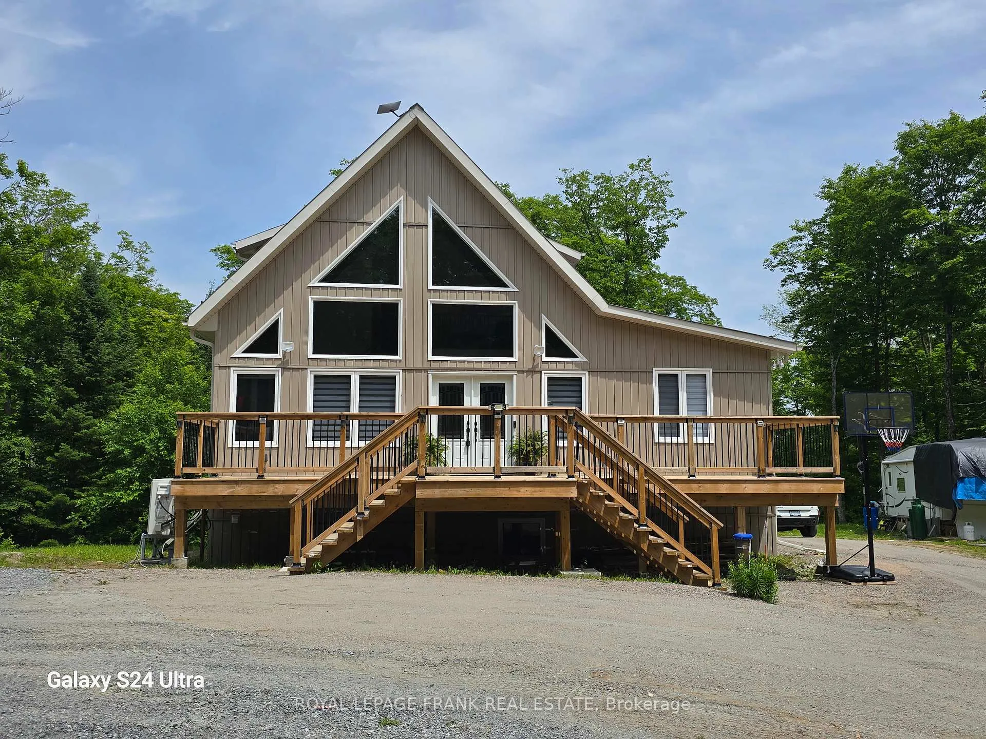 Photo of 1097 Cheddar Road